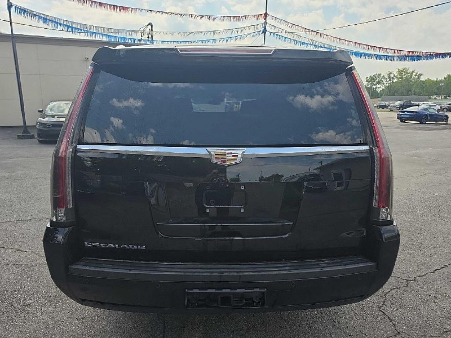 2017 BLACK /BLACK Cadillac Escalade ESV Premium 4WD (1GYS4JKJXHR) with an 6.2L V8 OHV 16V FFV engine, 8A transmission, located at 3304 Woodville Road, Northwood, OH, 43619, (419) 210-8019, 41.612694, -83.480743 - Your #1 Destination for Auto Loans and mdash;No Matter Your Credit!At our dealership, we believe everyone deserves the opportunity to drive their dream car and mdash;whether you have good credit, bad credit, or no credit at all. With a wide selection of hundreds of cars, trucks, and SUVs, you'll fin- Photo#1