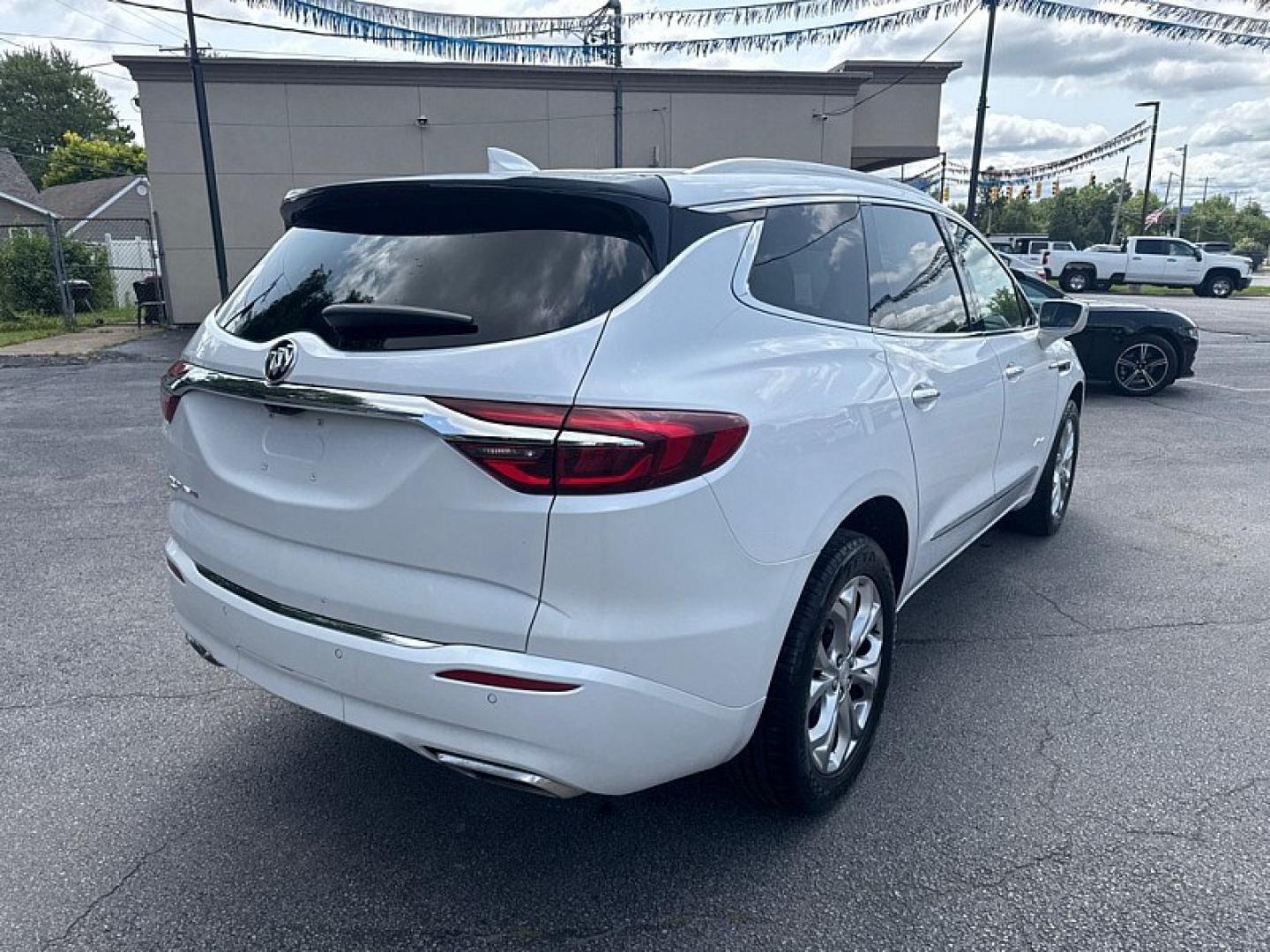 2020 WHITE /BLACK / BROWN Buick Enclave Avenir AWD (5GAEVCKW8LJ) with an 3.6L V6 DOHC 24V engine, 9A transmission, located at 3304 Woodville Road, Northwood, OH, 43619, (419) 210-8019, 41.612694, -83.480743 - Your #1 Destination for Auto Loans and mdash;No Matter Your Credit!At our dealership, we believe everyone deserves the opportunity to drive their dream car and mdash;whether you have good credit, bad credit, or no credit at all. With a wide selection of hundreds of cars, trucks, and SUVs, you'll fin- Photo#4