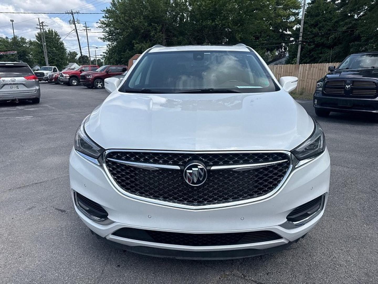 2020 WHITE /BLACK / BROWN Buick Enclave Avenir AWD (5GAEVCKW8LJ) with an 3.6L V6 DOHC 24V engine, 9A transmission, located at 3304 Woodville Road, Northwood, OH, 43619, (419) 210-8019, 41.612694, -83.480743 - Your #1 Destination for Auto Loans and mdash;No Matter Your Credit!At our dealership, we believe everyone deserves the opportunity to drive their dream car and mdash;whether you have good credit, bad credit, or no credit at all. With a wide selection of hundreds of cars, trucks, and SUVs, you'll fin- Photo#7