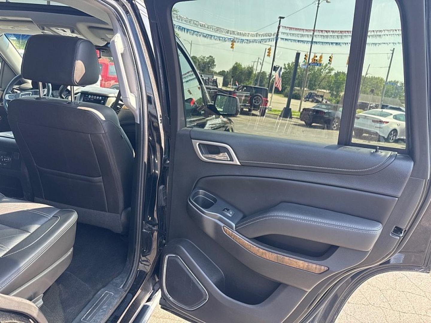 2018 BLACK /BLACK GMC Yukon Denali 4WD (1GKS2CKJ1JR) with an 6.2L V8 OHV 16V engine, 10A transmission, located at 3304 Woodville Road, Northwood, OH, 43619, (419) 210-8019, 41.612694, -83.480743 - Your #1 Destination for Auto Loans and mdash;No Matter Your Credit!At our dealership, we believe everyone deserves the opportunity to drive their dream car and mdash;whether you have good credit, bad credit, or no credit at all. With a wide selection of hundreds of cars, trucks, and SUVs, you'll fin- Photo#14