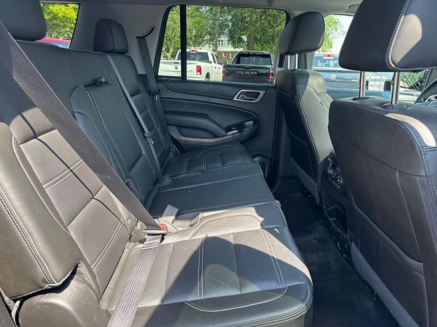 2018 BLACK /BLACK GMC Yukon Denali 4WD (1GKS2CKJ1JR) with an 6.2L V8 OHV 16V engine, 10A transmission, located at 3304 Woodville Road, Northwood, OH, 43619, (419) 210-8019, 41.612694, -83.480743 - Your #1 Destination for Auto Loans and mdash;No Matter Your Credit!At our dealership, we believe everyone deserves the opportunity to drive their dream car and mdash;whether you have good credit, bad credit, or no credit at all. With a wide selection of hundreds of cars, trucks, and SUVs, you'll fin- Photo#15