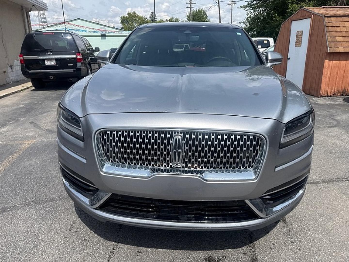 2020 SILVER /BLACK Lincoln Nautilus Reserve AWD (2LMPJ8K98LB) with an 2.0L L4 DOHC 16V engine, 6A transmission, located at 3304 Woodville Road, Northwood, OH, 43619, (419) 210-8019, 41.612694, -83.480743- Photo#7
