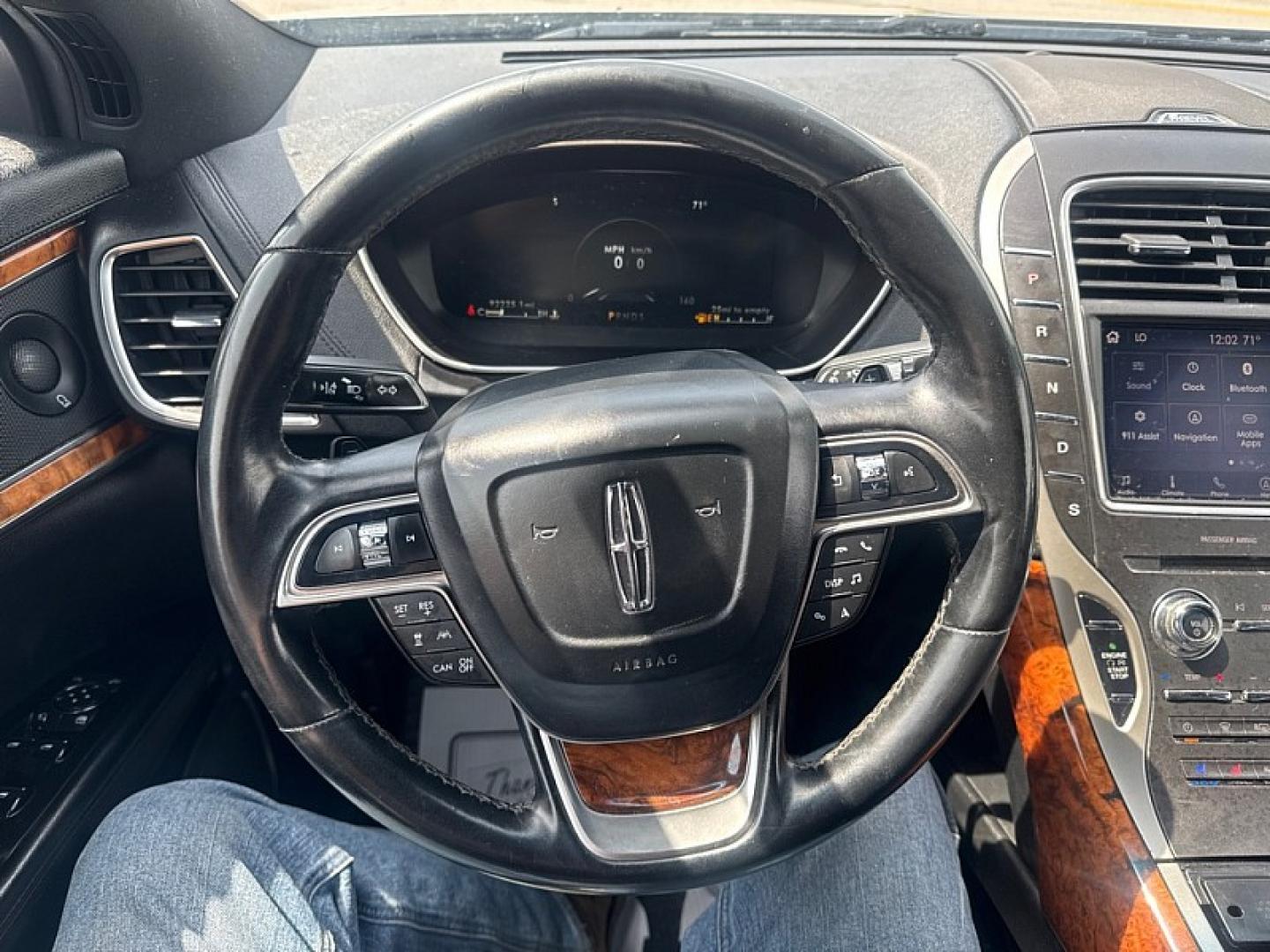 2020 SILVER /BLACK Lincoln Nautilus Reserve AWD (2LMPJ8K98LB) with an 2.0L L4 DOHC 16V engine, 6A transmission, located at 3304 Woodville Road, Northwood, OH, 43619, (419) 210-8019, 41.612694, -83.480743- Photo#19