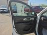2021 WHITE /BLACK Chevrolet Traverse LT Feather AWD (1GNEVHKW3MJ) with an 3.6L V6 DOHC 24V engine, 9A transmission, located at 3304 Woodville Road, Northwood, OH, 43619, (419) 210-8019, 41.612694, -83.480743 - Your #1 Destination for Auto Loans and mdash;No Matter Your Credit!At our dealership, we believe everyone deserves the opportunity to drive their dream car and mdash;whether you have good credit, bad credit, or no credit at all. With a wide selection of hundreds of cars, trucks, and SUVs, you'll fin- Photo#8