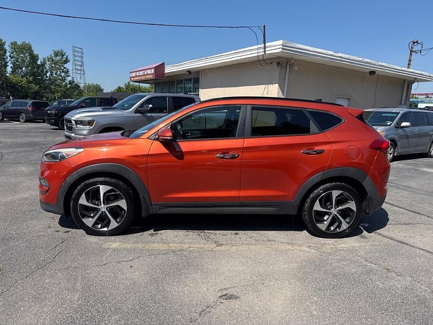 2016 RED /BLACK Hyundai Tucson Eco AWD (KM8J3CA26GU) with an 1.6L L4 DOHC 16V engine, 7A transmission, located at 3304 Woodville Road, Northwood, OH, 43619, (419) 210-8019, 41.612694, -83.480743 - Your #1 Destination for Auto Loans and mdash;No Matter Your Credit!At our dealership, we believe everyone deserves the opportunity to drive their dream car and mdash;whether you have good credit, bad credit, or no credit at all. With a wide selection of hundreds of cars, trucks, and SUVs, you'll fin- Photo#1