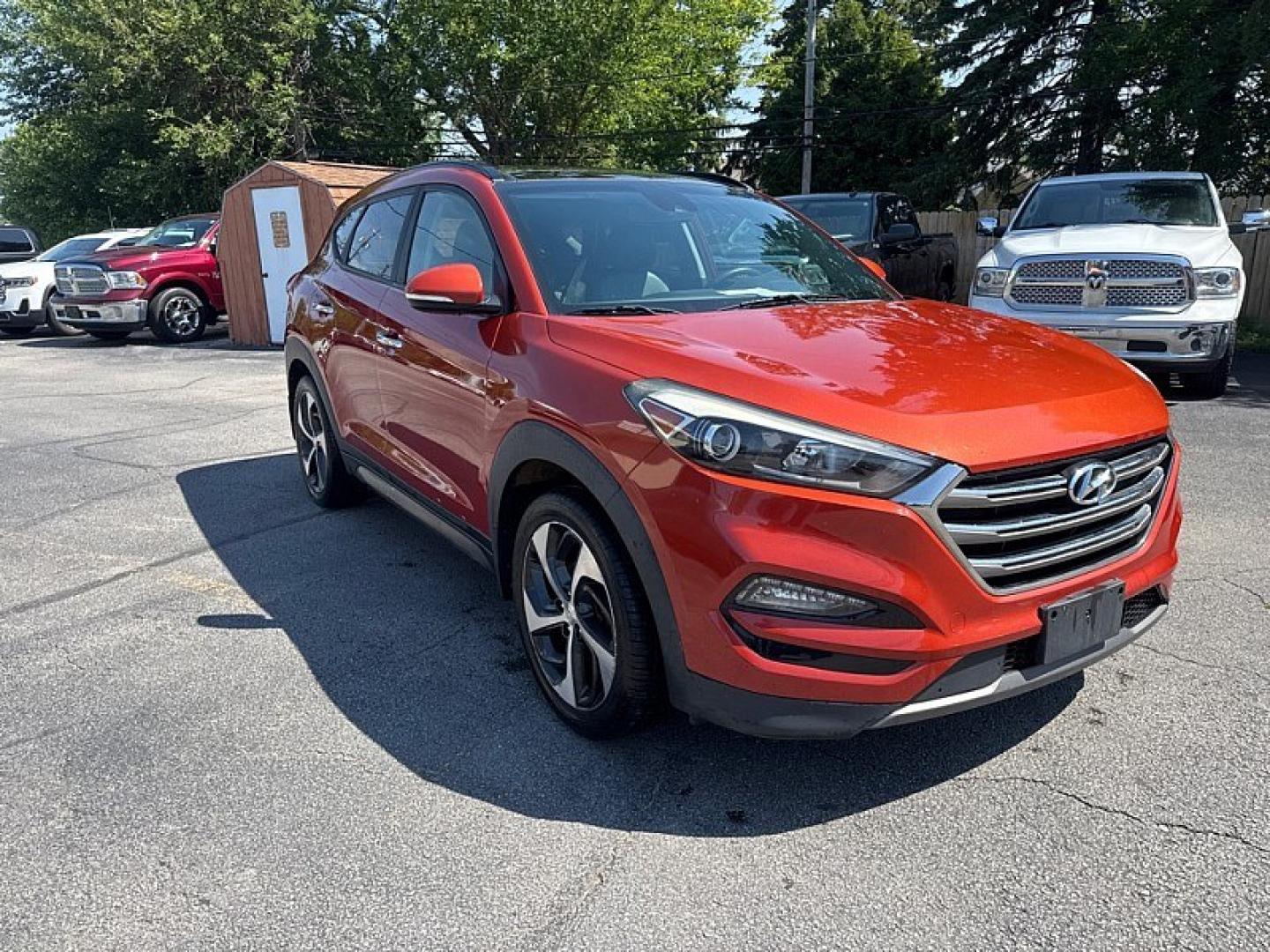 2016 RED /BLACK Hyundai Tucson Eco AWD (KM8J3CA26GU) with an 1.6L L4 DOHC 16V engine, 7A transmission, located at 3304 Woodville Road, Northwood, OH, 43619, (419) 210-8019, 41.612694, -83.480743 - Your #1 Destination for Auto Loans and mdash;No Matter Your Credit!At our dealership, we believe everyone deserves the opportunity to drive their dream car and mdash;whether you have good credit, bad credit, or no credit at all. With a wide selection of hundreds of cars, trucks, and SUVs, you'll fin- Photo#6