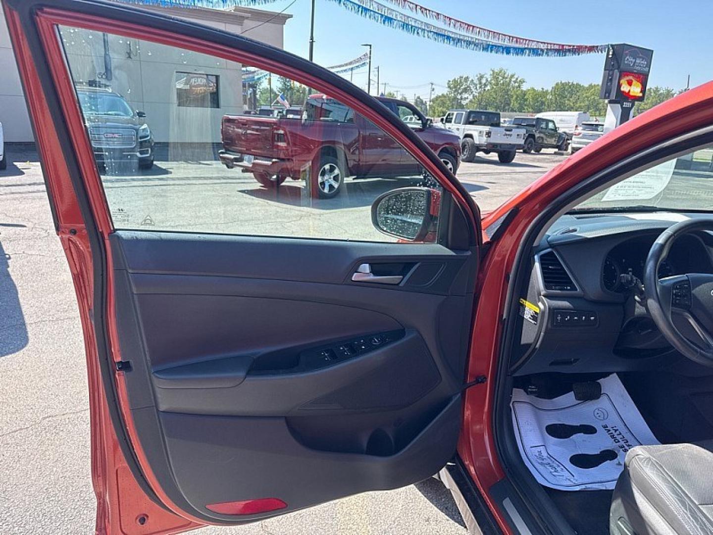 2016 RED /BLACK Hyundai Tucson Eco AWD (KM8J3CA26GU) with an 1.6L L4 DOHC 16V engine, 7A transmission, located at 3304 Woodville Road, Northwood, OH, 43619, (419) 210-8019, 41.612694, -83.480743 - Your #1 Destination for Auto Loans and mdash;No Matter Your Credit!At our dealership, we believe everyone deserves the opportunity to drive their dream car and mdash;whether you have good credit, bad credit, or no credit at all. With a wide selection of hundreds of cars, trucks, and SUVs, you'll fin- Photo#8