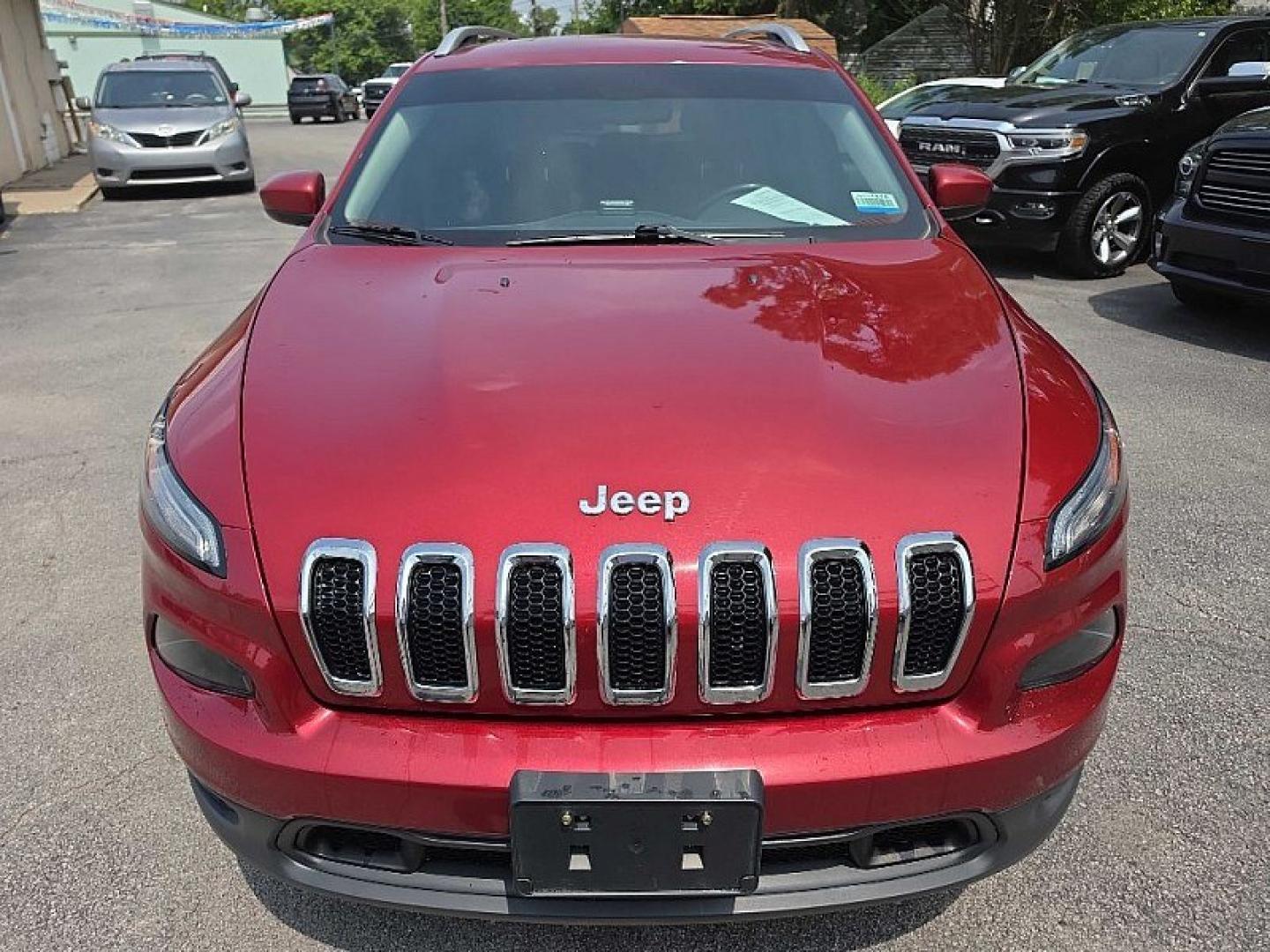 2017 RED /BLACK Jeep Cherokee Latitude FWD (1C4PJLCB0HW) with an 2.4L L4 DOHC 16V engine, 9A transmission, located at 3304 Woodville Road, Northwood, OH, 43619, (419) 210-8019, 41.612694, -83.480743 - Your #1 Destination for Auto Loans and mdash;No Matter Your Credit!At our dealership, we believe everyone deserves the opportunity to drive their dream car and mdash;whether you have good credit, bad credit, or no credit at all. With a wide selection of hundreds of cars, trucks, and SUVs, you'll fin- Photo#7