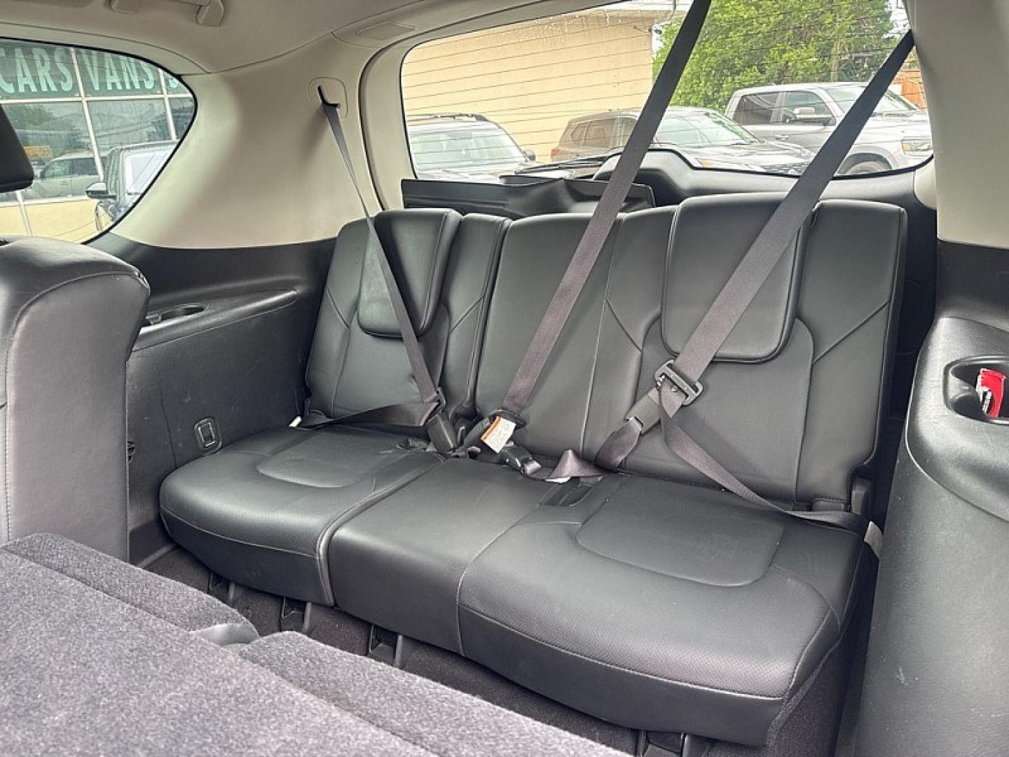2018 WHITE /BLACK Infiniti QX80 4WD (JN8AZ2NC0J9) with an 5.6L V8 DOHC 32V engine, 7A transmission, located at 3304 Woodville Road, Northwood, OH, 43619, (419) 210-8019, 41.612694, -83.480743 - Your #1 Destination for Auto Loans and mdash;No Matter Your Credit!At our dealership, we believe everyone deserves the opportunity to drive their dream car and mdash;whether you have good credit, bad credit, or no credit at all. With a wide selection of hundreds of cars, trucks, and SUVs, you'll fin- Photo#12
