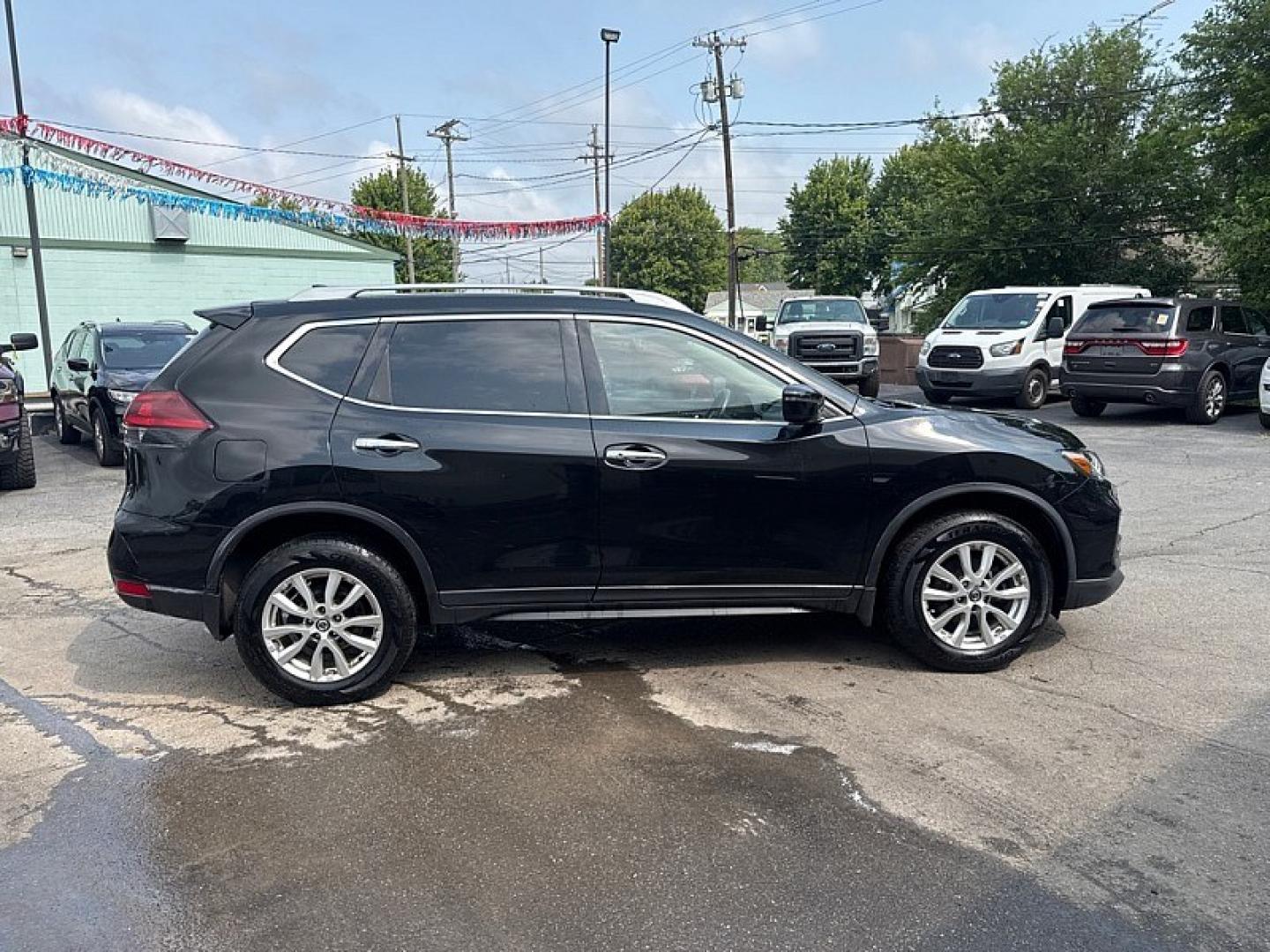 2020 BLACK /BLACK Nissan Rogue S AWD (5N1AT2MV1LC) with an 2.5L L4 DOHC 16V engine, CVT transmission, located at 3304 Woodville Road, Northwood, OH, 43619, (419) 210-8019, 41.612694, -83.480743 - Your #1 Destination for Auto Loans and mdash;No Matter Your Credit!At our dealership, we believe everyone deserves the opportunity to drive their dream car and mdash;whether you have good credit, bad credit, or no credit at all. With a wide selection of hundreds of cars, trucks, and SUVs, you'll fin- Photo#5