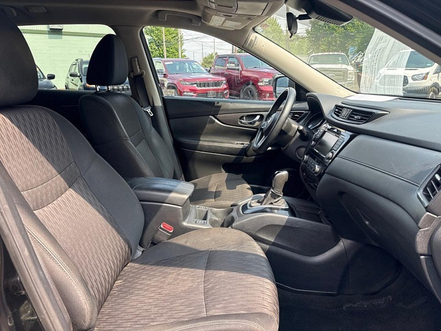 2020 BLACK /BLACK Nissan Rogue S AWD (5N1AT2MV1LC) with an 2.5L L4 DOHC 16V engine, CVT transmission, located at 3304 Woodville Road, Northwood, OH, 43619, (419) 210-8019, 41.612694, -83.480743 - Your #1 Destination for Auto Loans and mdash;No Matter Your Credit!At our dealership, we believe everyone deserves the opportunity to drive their dream car and mdash;whether you have good credit, bad credit, or no credit at all. With a wide selection of hundreds of cars, trucks, and SUVs, you'll fin- Photo#16
