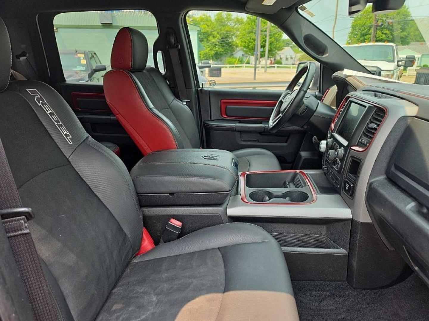 2017 WHITE /BLACK/RED RAM 1500 Rebel Crew Cab SWB 4WD (1C6RR7YT6HS) with an 5.7L V8 OHV 16V engine, 8A transmission, located at 3304 Woodville Road, Northwood, OH, 43619, (419) 210-8019, 41.612694, -83.480743 - Your #1 Destination for Auto Loans and mdash;No Matter Your Credit!At our dealership, we believe everyone deserves the opportunity to drive their dream car and mdash;whether you have good credit, bad credit, or no credit at all. With a wide selection of hundreds of cars, trucks, and SUVs, you'll fin- Photo#37
