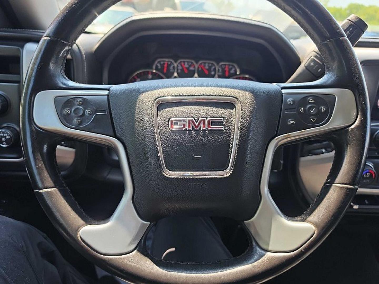 2015 GRAY /GRAY GMC Sierra 1500 SLE Crew Cab Short Box 4WD (3GTU2UEC5FG) with an 5.3L V8 OHV 16V engine, 6-Speed Automatic transmission, located at 3304 Woodville Road, Northwood, OH, 43619, (419) 210-8019, 41.612694, -83.480743 - Your #1 Destination for Auto Loans and mdash;No Matter Your Credit!At our dealership, we believe everyone deserves the opportunity to drive their dream car and mdash;whether you have good credit, bad credit, or no credit at all. With a wide selection of hundreds of cars, trucks, and SUVs, you'll fin- Photo#18