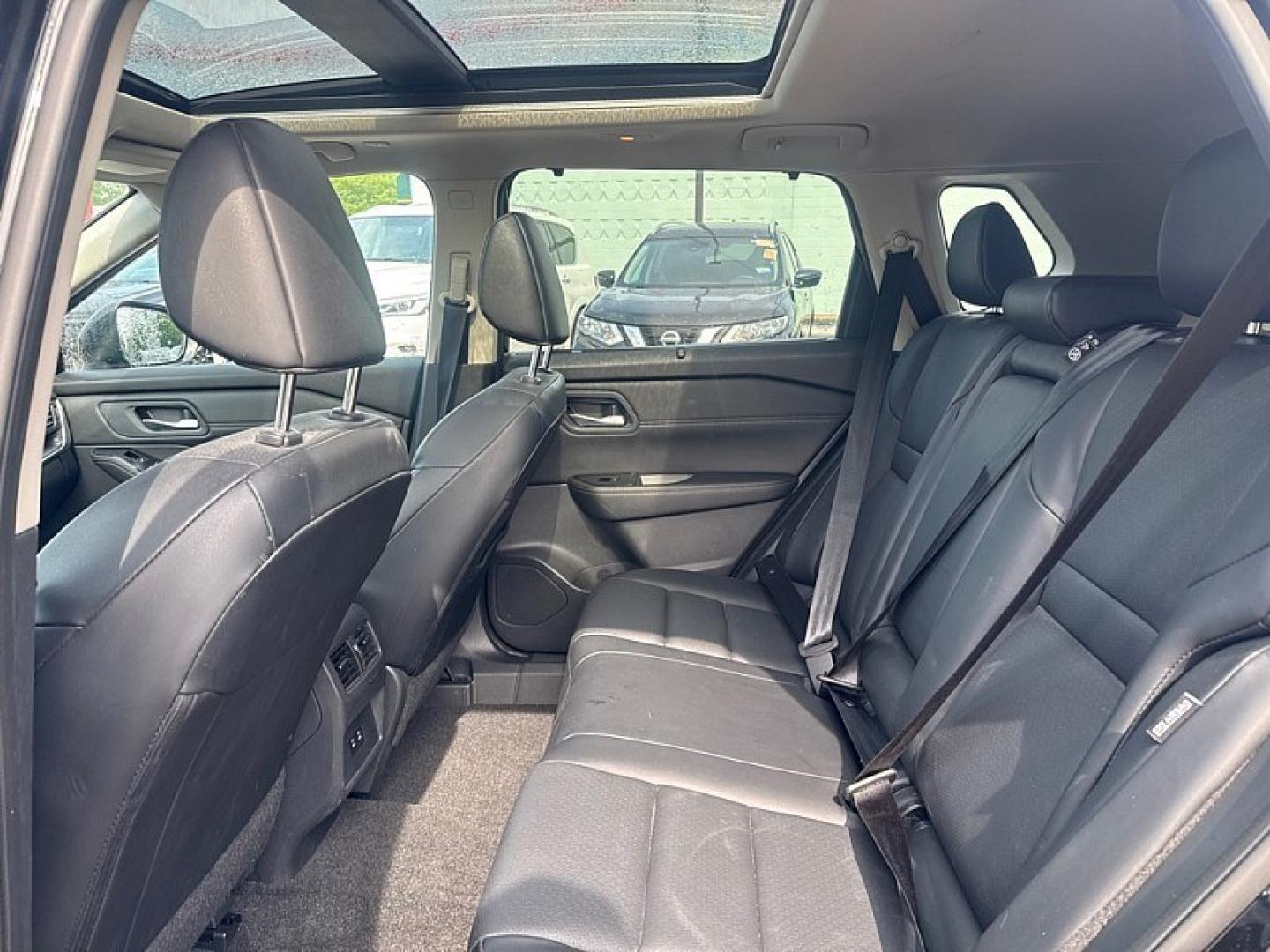 2024 BLACK /BLACK Nissan Rogue SV AWD (5N1BT3BB6RC) with an 2.5L L4 DOHC 16V engine, CVT transmission, located at 3304 Woodville Road, Northwood, OH, 43619, (419) 210-8019, 41.612694, -83.480743 - Your #1 Destination for Auto Loans and mdash;No Matter Your Credit!At our dealership, we believe everyone deserves the opportunity to drive their dream car and mdash;whether you have good credit, bad credit, or no credit at all. With a wide selection of hundreds of cars, trucks, and SUVs, you'll fin- Photo#11