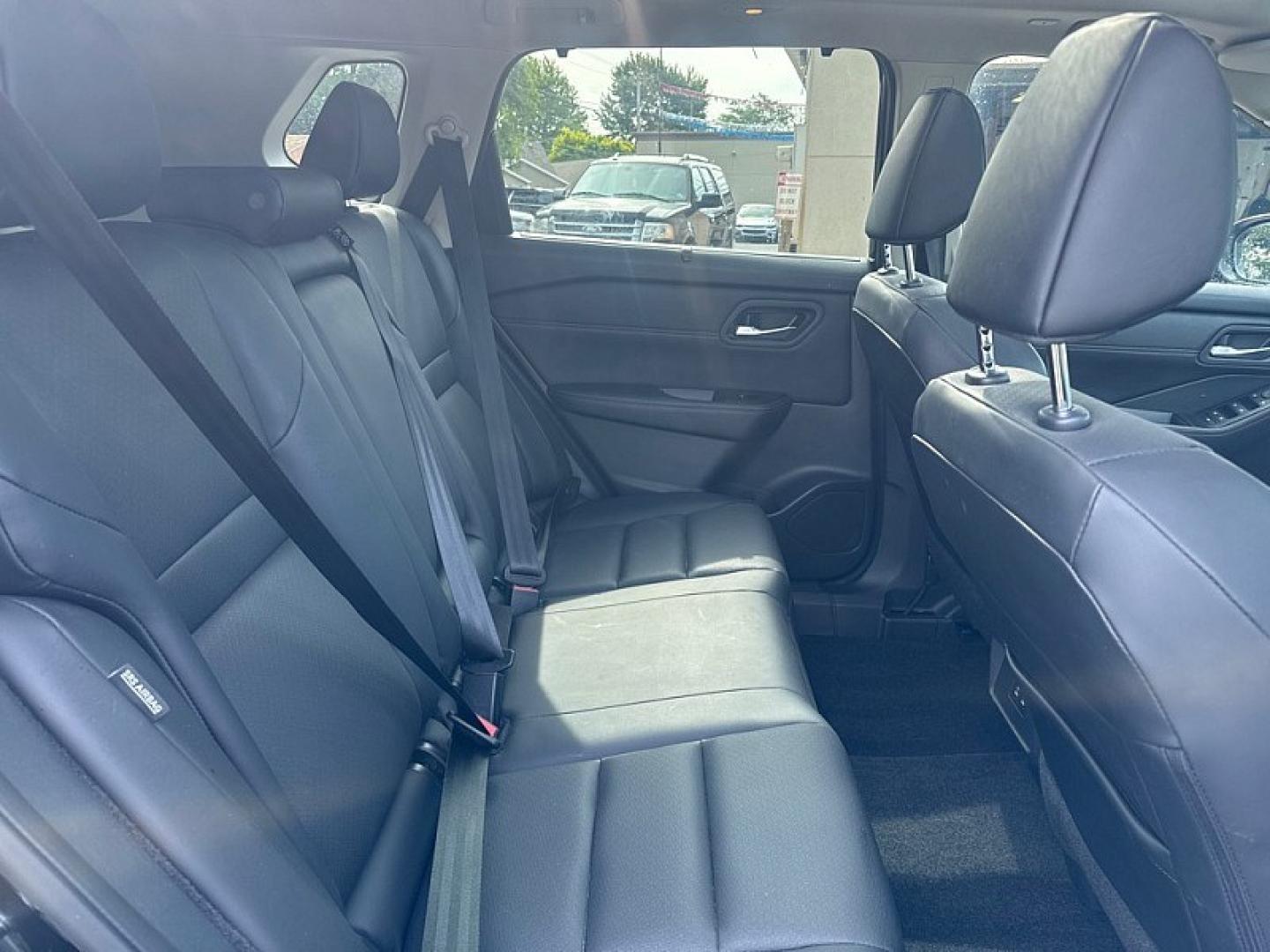 2024 BLACK /BLACK Nissan Rogue SV AWD (5N1BT3BB6RC) with an 2.5L L4 DOHC 16V engine, CVT transmission, located at 3304 Woodville Road, Northwood, OH, 43619, (419) 210-8019, 41.612694, -83.480743 - Your #1 Destination for Auto Loans and mdash;No Matter Your Credit!At our dealership, we believe everyone deserves the opportunity to drive their dream car and mdash;whether you have good credit, bad credit, or no credit at all. With a wide selection of hundreds of cars, trucks, and SUVs, you'll fin- Photo#14