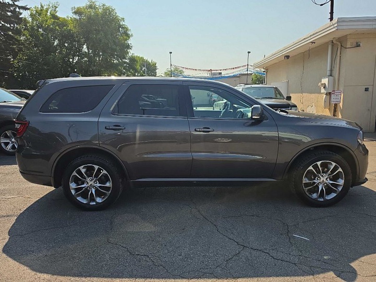 2020 GRAY /BLACK Dodge Durango GT AWD (1C4RDJDG2LC) with an 3.6L V6 DOHC 24V engine, 8A transmission, located at 3304 Woodville Road, Northwood, OH, 43619, (419) 210-8019, 41.612694, -83.480743 - Your #1 Destination for Auto Loans and mdash;No Matter Your Credit!At our dealership, we believe everyone deserves the opportunity to drive their dream car and mdash;whether you have good credit, bad credit, or no credit at all. With a wide selection of hundreds of cars, trucks, and SUVs, you'll fin- Photo#0