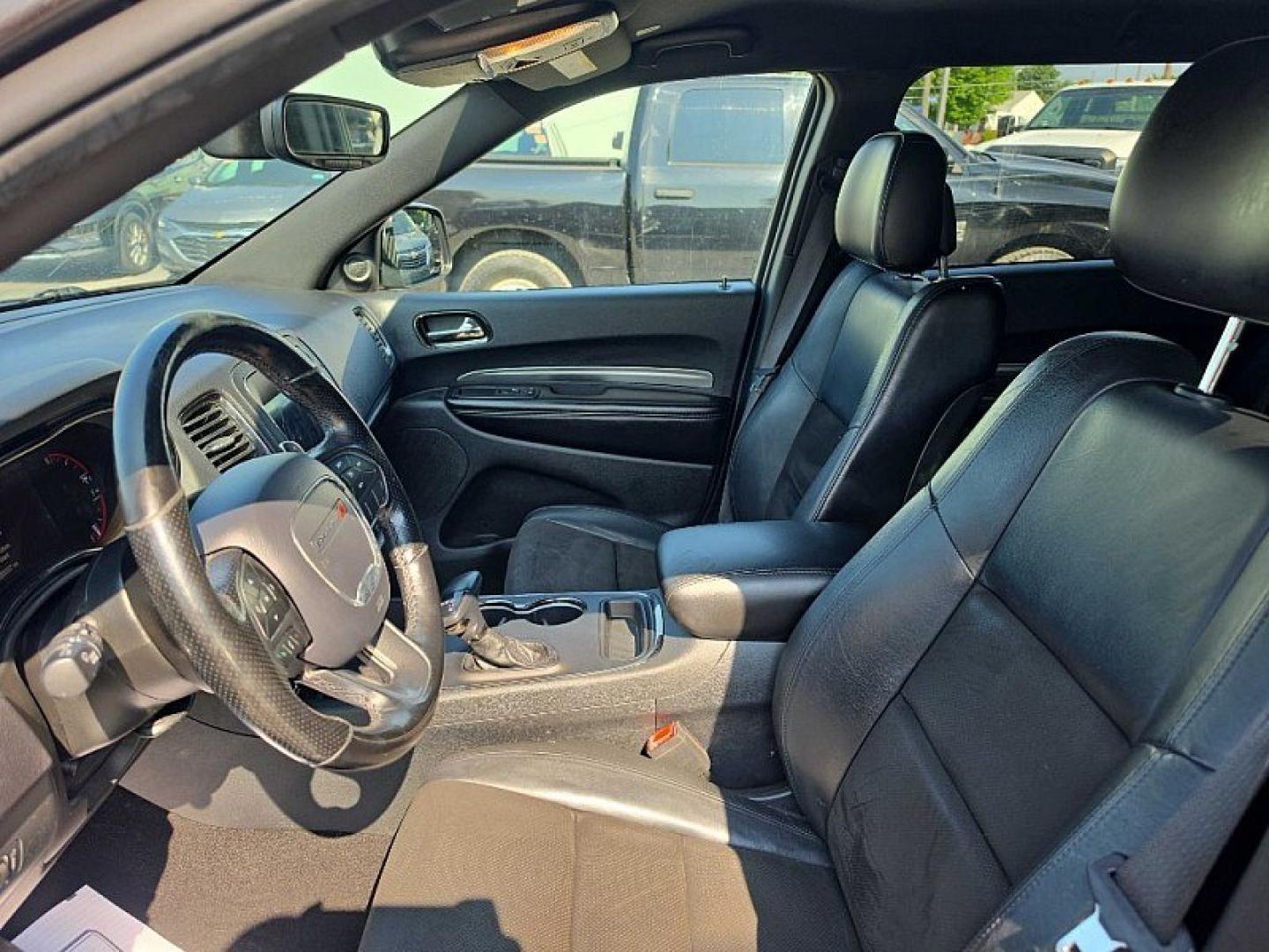 2020 GRAY /BLACK Dodge Durango GT AWD (1C4RDJDG2LC) with an 3.6L V6 DOHC 24V engine, 8A transmission, located at 3304 Woodville Road, Northwood, OH, 43619, (419) 210-8019, 41.612694, -83.480743 - Your #1 Destination for Auto Loans and mdash;No Matter Your Credit!At our dealership, we believe everyone deserves the opportunity to drive their dream car and mdash;whether you have good credit, bad credit, or no credit at all. With a wide selection of hundreds of cars, trucks, and SUVs, you'll fin- Photo#9