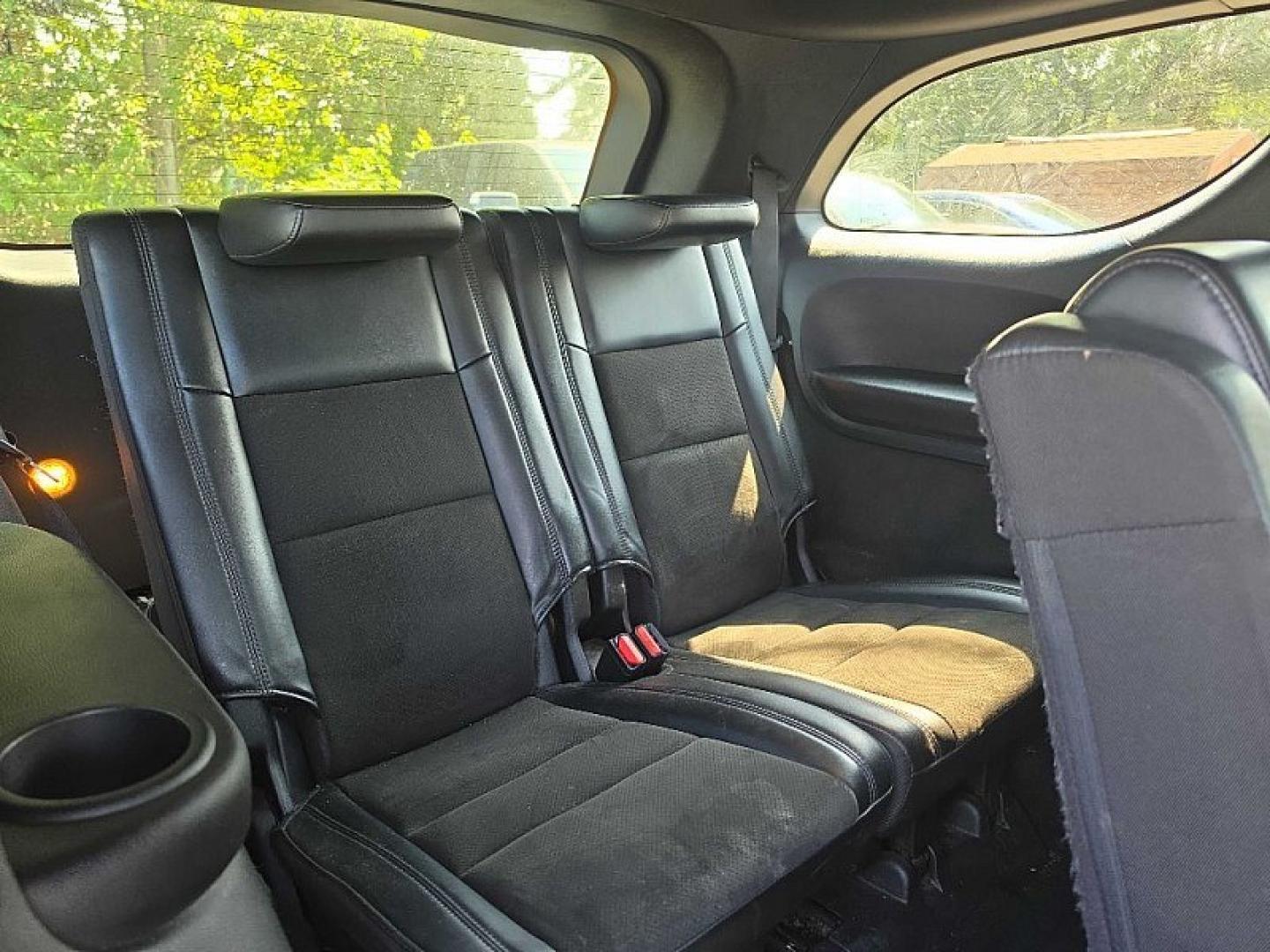2020 GRAY /BLACK Dodge Durango GT AWD (1C4RDJDG2LC) with an 3.6L V6 DOHC 24V engine, 8A transmission, located at 3304 Woodville Road, Northwood, OH, 43619, (419) 210-8019, 41.612694, -83.480743 - Your #1 Destination for Auto Loans and mdash;No Matter Your Credit!At our dealership, we believe everyone deserves the opportunity to drive their dream car and mdash;whether you have good credit, bad credit, or no credit at all. With a wide selection of hundreds of cars, trucks, and SUVs, you'll fin- Photo#17