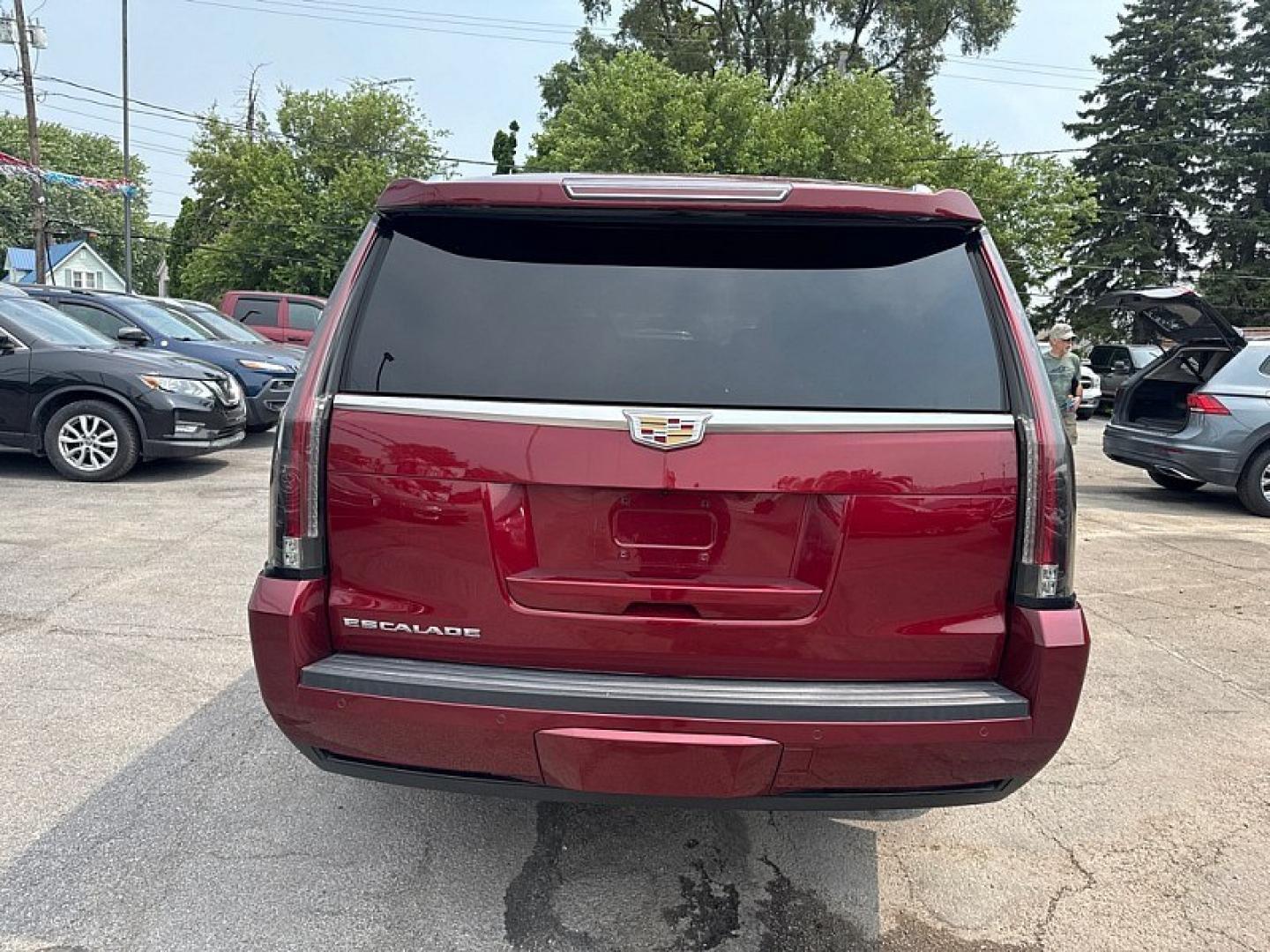 2016 RED /BLACK Cadillac Escalade ESV Platinum 4WD (1GYS4KKJ7GR) with an 6.2L V8 OHV 16V FFV engine, 6A transmission, located at 3304 Woodville Road, Northwood, OH, 43619, (419) 210-8019, 41.612694, -83.480743 - Your #1 Destination for Auto Loans and mdash;No Matter Your Credit!At our dealership, we believe everyone deserves the opportunity to drive their dream car and mdash;whether you have good credit, bad credit, or no credit at all. With a wide selection of hundreds of cars, trucks, and SUVs, you'll fin- Photo#3
