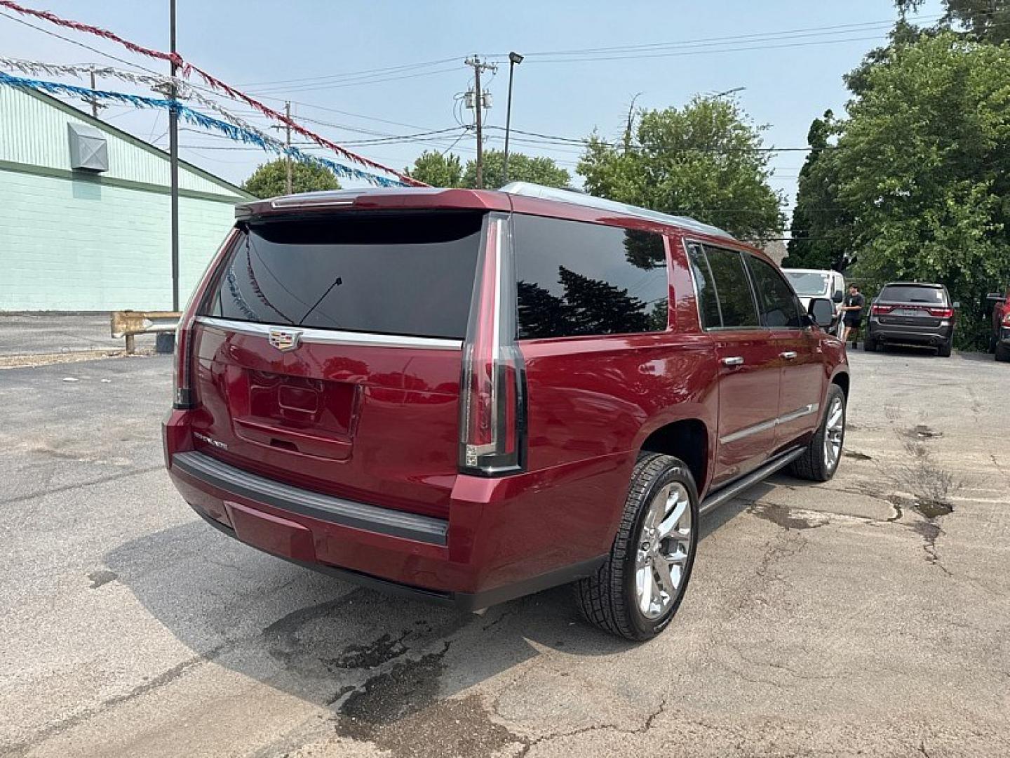 2016 RED /BLACK Cadillac Escalade ESV Platinum 4WD (1GYS4KKJ7GR) with an 6.2L V8 OHV 16V FFV engine, 6A transmission, located at 3304 Woodville Road, Northwood, OH, 43619, (419) 210-8019, 41.612694, -83.480743 - Your #1 Destination for Auto Loans and mdash;No Matter Your Credit!At our dealership, we believe everyone deserves the opportunity to drive their dream car and mdash;whether you have good credit, bad credit, or no credit at all. With a wide selection of hundreds of cars, trucks, and SUVs, you'll fin- Photo#4