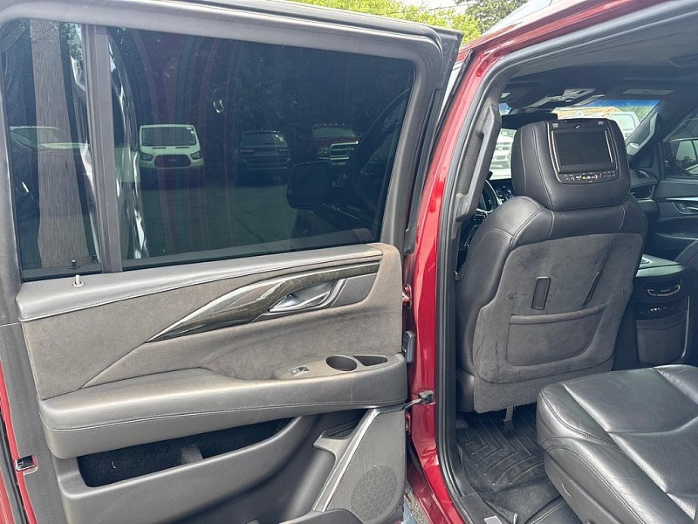 2016 RED /BLACK Cadillac Escalade ESV Platinum 4WD (1GYS4KKJ7GR) with an 6.2L V8 OHV 16V FFV engine, 6A transmission, located at 3304 Woodville Road, Northwood, OH, 43619, (419) 210-8019, 41.612694, -83.480743 - Your #1 Destination for Auto Loans and mdash;No Matter Your Credit!At our dealership, we believe everyone deserves the opportunity to drive their dream car and mdash;whether you have good credit, bad credit, or no credit at all. With a wide selection of hundreds of cars, trucks, and SUVs, you'll fin- Photo#10
