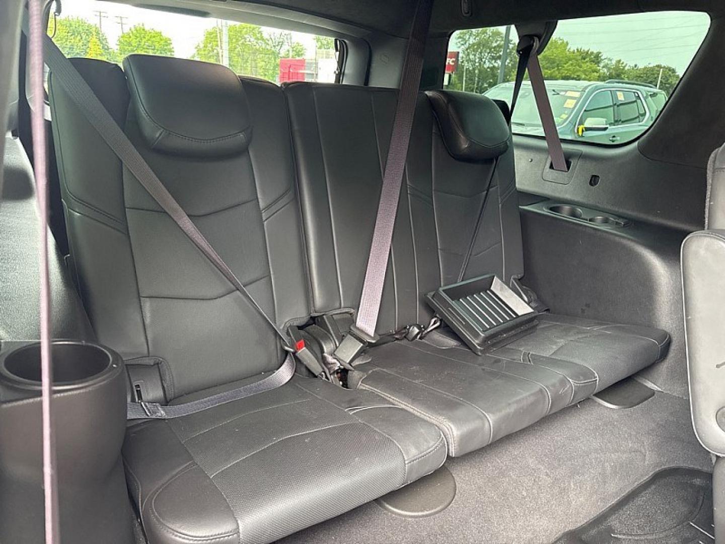 2016 RED /BLACK Cadillac Escalade ESV Platinum 4WD (1GYS4KKJ7GR) with an 6.2L V8 OHV 16V FFV engine, 6A transmission, located at 3304 Woodville Road, Northwood, OH, 43619, (419) 210-8019, 41.612694, -83.480743 - Your #1 Destination for Auto Loans and mdash;No Matter Your Credit!At our dealership, we believe everyone deserves the opportunity to drive their dream car and mdash;whether you have good credit, bad credit, or no credit at all. With a wide selection of hundreds of cars, trucks, and SUVs, you'll fin- Photo#16