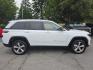 2022 WHITE /BLACK Jeep Grand Cherokee Limited 4WD (1C4RJHBG6N8) with an 3.6L V6 DOHC 24V engine, 8A transmission, located at 3304 Woodville Road, Northwood, OH, 43619, (419) 210-8019, 41.612694, -83.480743 - Your #1 Destination for Auto Loans and mdash;No Matter Your Credit!At our dealership, we believe everyone deserves the opportunity to drive their dream car and mdash;whether you have good credit, bad credit, or no credit at all. With a wide selection of hundreds of cars, trucks, and SUVs, you'll fin- Photo#5