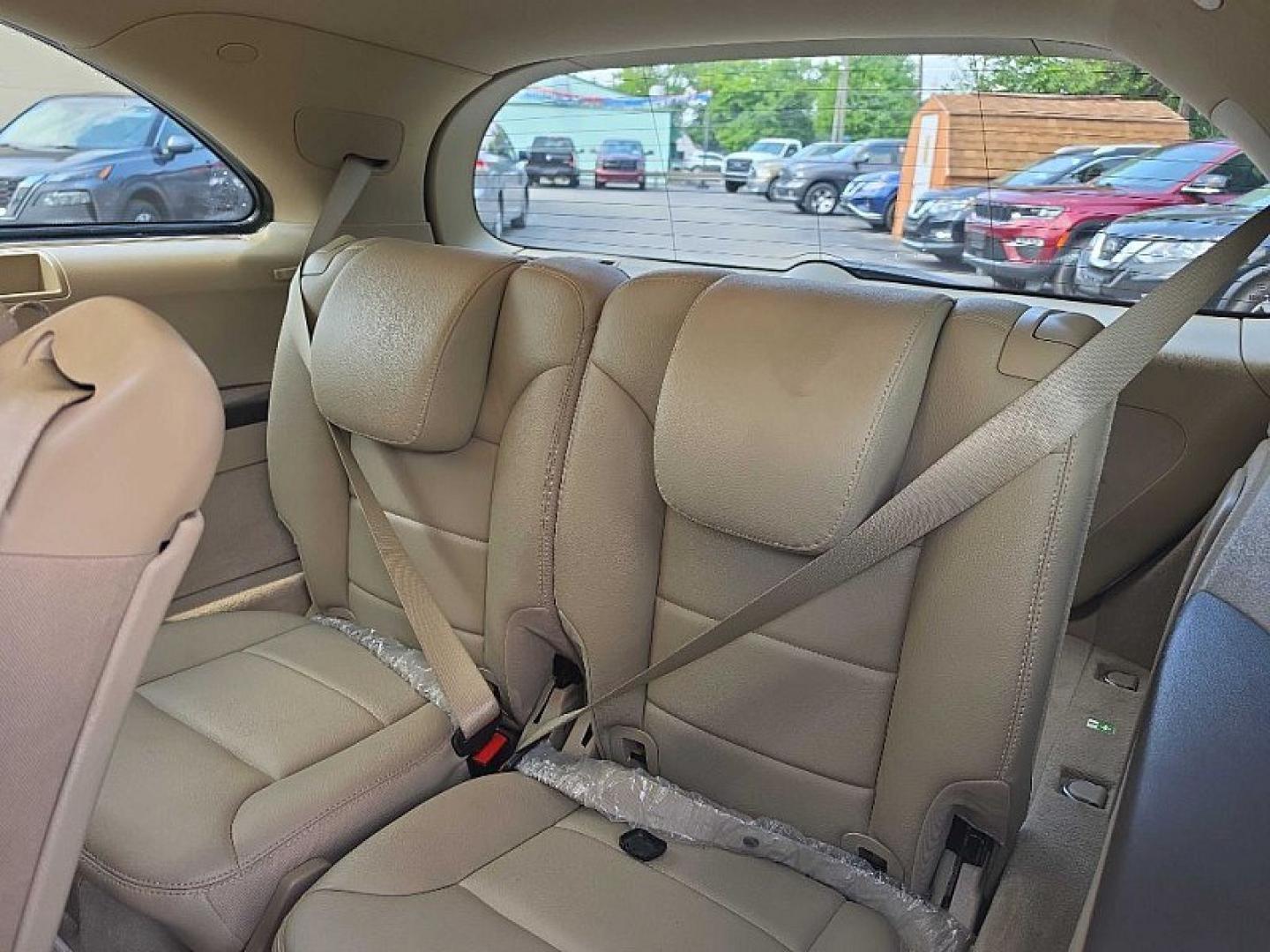 2011 WHITE /BEIGE Mercedes-Benz R-Class R350 4MATIC w/ 3rd Row (4JGCB6FE3BA) with an 3.5L V6 DOHC 24V engine, 7A transmission, located at 3304 Woodville Road, Northwood, OH, 43619, (419) 210-8019, 41.612694, -83.480743 - Your #1 Destination for Auto Loans and mdash;No Matter Your Credit!At our dealership, we believe everyone deserves the opportunity to drive their dream car and mdash;whether you have good credit, bad credit, or no credit at all. With a wide selection of hundreds of cars, trucks, and SUVs, you'll fin- Photo#12