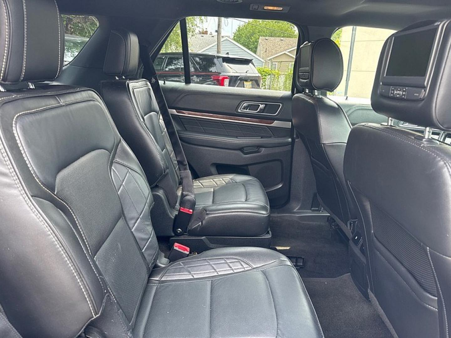 2017 WHITE /BLACK Ford Explorer Platinum AWD (1FM5K8HT1HG) with an 3.5L V6 DOHC 24V engine, 6A transmission, located at 3304 Woodville Road, Northwood, OH, 43619, (419) 210-8019, 41.612694, -83.480743 - Your #1 Destination for Auto Loans and mdash;No Matter Your Credit!At our dealership, we believe everyone deserves the opportunity to drive their dream car and mdash;whether you have good credit, bad credit, or no credit at all. With a wide selection of hundreds of cars, trucks, and SUVs, you'll fin- Photo#14