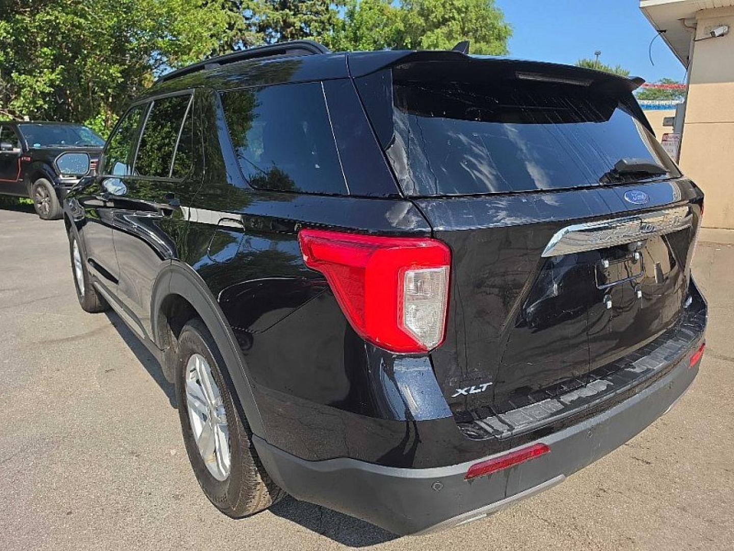 2022 BLACK /BLACK Ford Explorer XLT AWD (1FMSK8DH2NG) with an 2.3L L4 DOHC 16V engine, 10A transmission, located at 3304 Woodville Road, Northwood, OH, 43619, (419) 210-8019, 41.612694, -83.480743 - Your #1 Destination for Auto Loans and mdash;No Matter Your Credit!At our dealership, we believe everyone deserves the opportunity to drive their dream car and mdash;whether you have good credit, bad credit, or no credit at all. With a wide selection of hundreds of cars, trucks, and SUVs, you'll fin- Photo#2