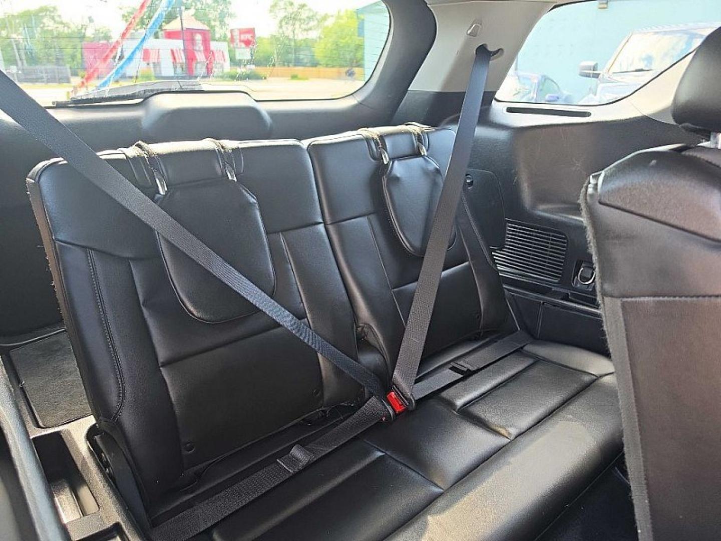 2022 BLACK /BLACK Ford Explorer XLT AWD (1FMSK8DH2NG) with an 2.3L L4 DOHC 16V engine, 10A transmission, located at 3304 Woodville Road, Northwood, OH, 43619, (419) 210-8019, 41.612694, -83.480743 - Your #1 Destination for Auto Loans and mdash;No Matter Your Credit!At our dealership, we believe everyone deserves the opportunity to drive their dream car and mdash;whether you have good credit, bad credit, or no credit at all. With a wide selection of hundreds of cars, trucks, and SUVs, you'll fin- Photo#16