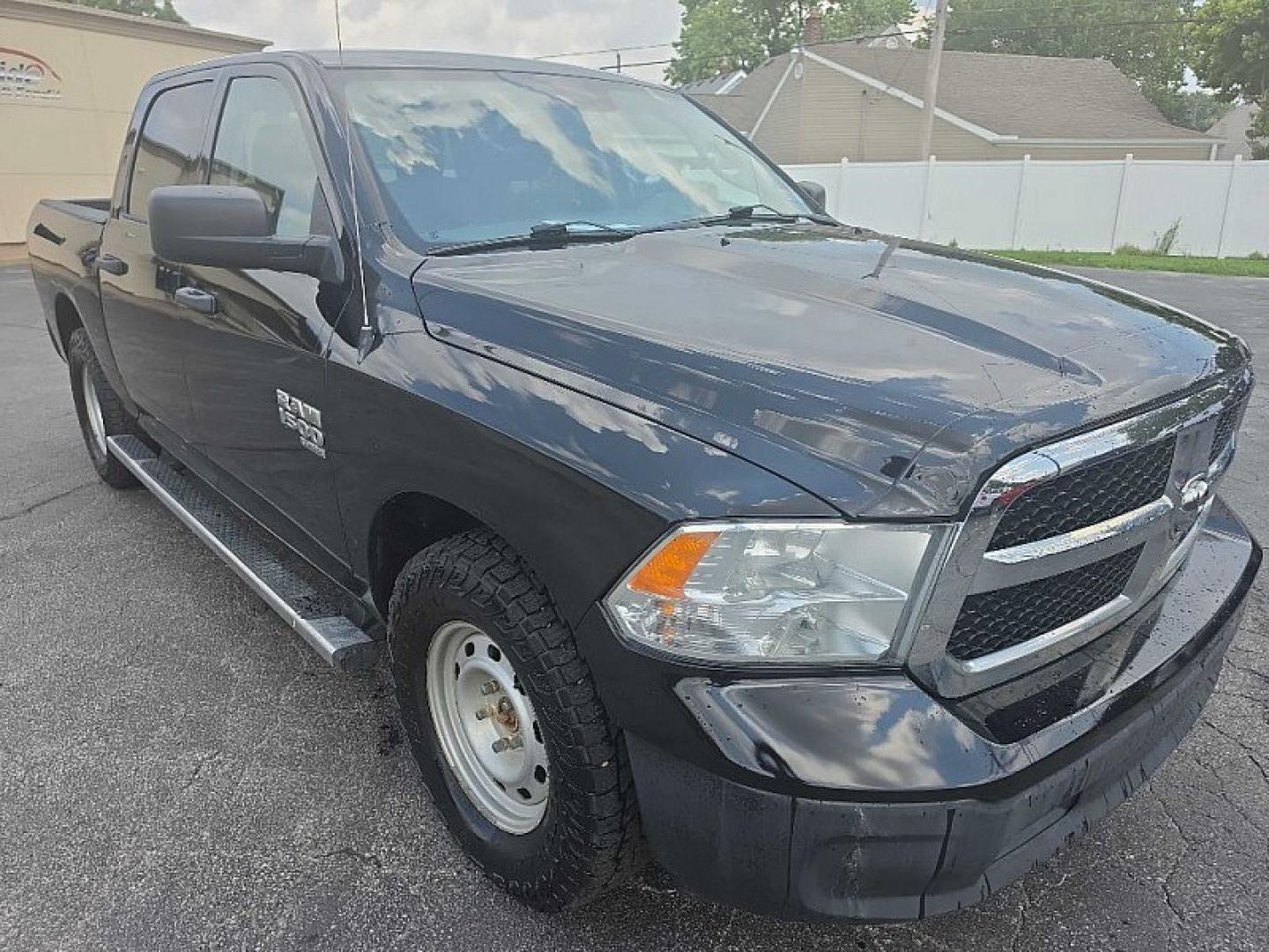 2019 BLACK /BLACK RAM 1500 Tradesman Crew Cab SWB 4WD (1C6RR7KG0KS) with an 3.6L V6 DOHC 24V FFV engine, 8A transmission, located at 3304 Woodville Road, Northwood, OH, 43619, (419) 210-8019, 41.612694, -83.480743 - Your #1 Destination for Auto Loans and mdash;No Matter Your Credit!At our dealership, we believe everyone deserves the opportunity to drive their dream car and mdash;whether you have good credit, bad credit, or no credit at all. With a wide selection of hundreds of cars, trucks, and SUVs, you'll fin- Photo#6