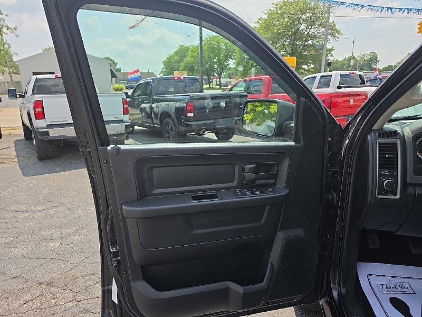 2017 BLACK /BLACK RAM 1500 Tradesman Quad Cab 4WD (1C6RR7FG8HS) with an 3.6L V6 DOHC 24V FFV engine, 8A transmission, located at 3304 Woodville Road, Northwood, OH, 43619, (419) 210-8019, 41.612694, -83.480743 - Your #1 Destination for Auto Loans and mdash;No Matter Your Credit!At our dealership, we believe everyone deserves the opportunity to drive their dream car and mdash;whether you have good credit, bad credit, or no credit at all. With a wide selection of hundreds of cars, trucks, and SUVs, you'll fin- Photo#9