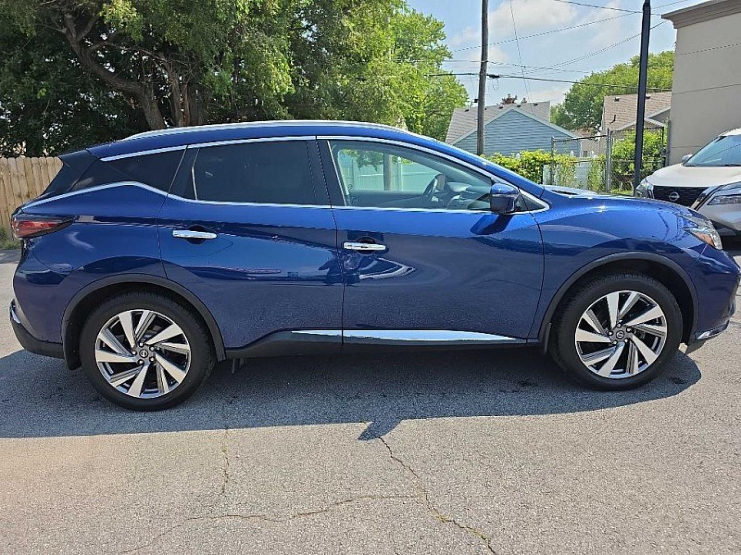2021 BLUE /BLACK Nissan Murano SL AWD (5N1AZ2CS2MC) with an 3.5L V6 DOHC 24V engine, CVT transmission, located at 3304 Woodville Road, Northwood, OH, 43619, (419) 210-8019, 41.612694, -83.480743- Photo#5