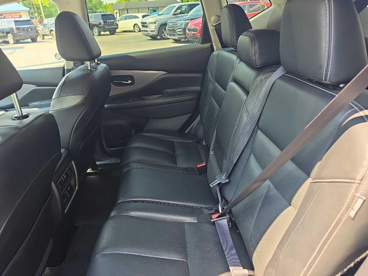 2021 BLUE /BLACK Nissan Murano SL AWD (5N1AZ2CS2MC) with an 3.5L V6 DOHC 24V engine, CVT transmission, located at 3304 Woodville Road, Northwood, OH, 43619, (419) 210-8019, 41.612694, -83.480743- Photo#11