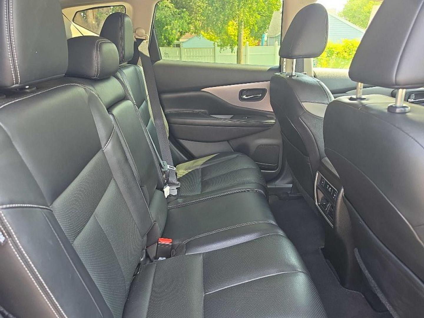 2021 BLUE /BLACK Nissan Murano SL AWD (5N1AZ2CS2MC) with an 3.5L V6 DOHC 24V engine, CVT transmission, located at 3304 Woodville Road, Northwood, OH, 43619, (419) 210-8019, 41.612694, -83.480743- Photo#14