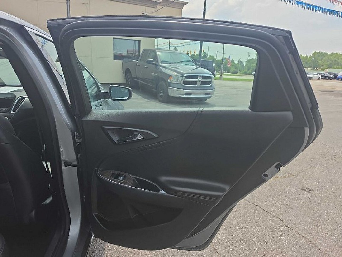 2024 SILVER /BLACK Chevrolet Malibu 2LT (1G1ZE5ST9RF) with an 1.5L L4 DOHC 16V engine, 6A transmission, located at 3304 Woodville Road, Northwood, OH, 43619, (419) 210-8019, 41.612694, -83.480743- Photo#13