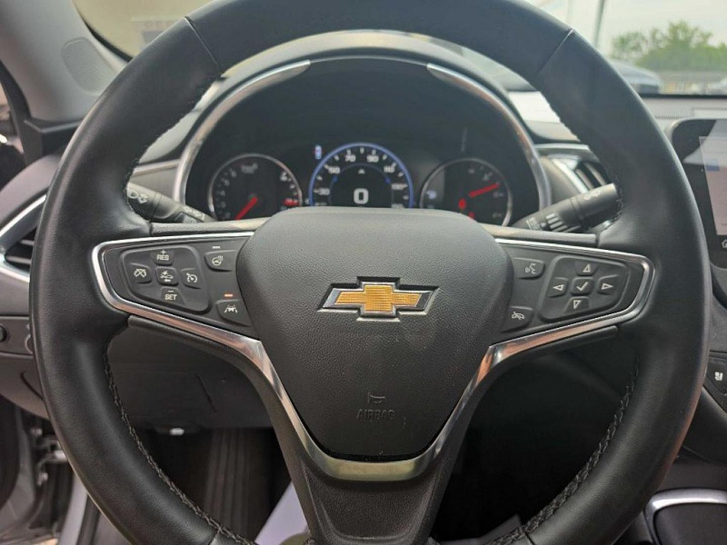 2024 SILVER /BLACK Chevrolet Malibu 2LT (1G1ZE5ST9RF) with an 1.5L L4 DOHC 16V engine, 6A transmission, located at 3304 Woodville Road, Northwood, OH, 43619, (419) 210-8019, 41.612694, -83.480743- Photo#17
