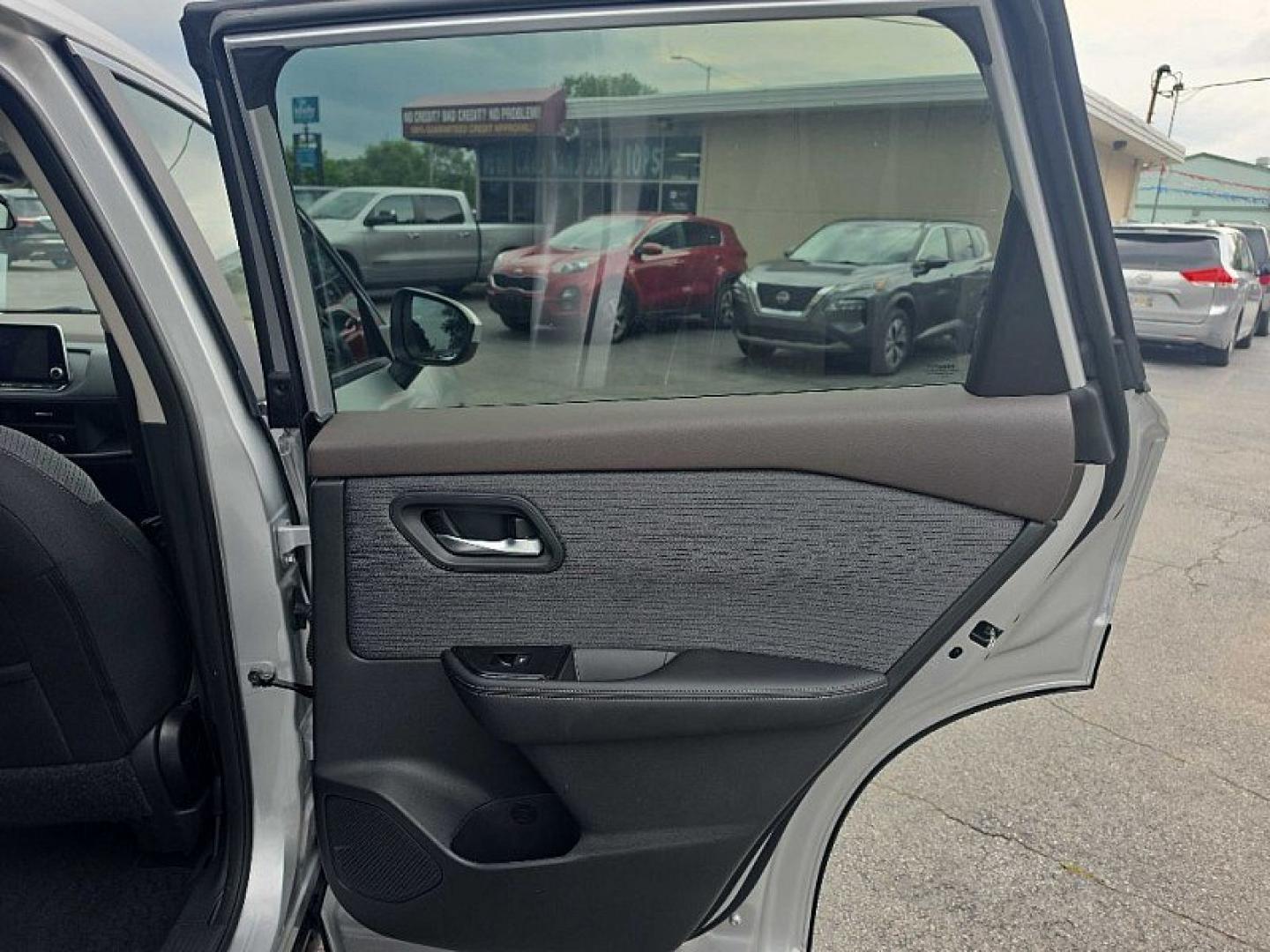 2023 SILVER /BLACK / BEIGE Nissan Rogue SV AWD (5N1BT3BB5PC) with an 2.5L L4 DOHC 16V engine, CVT transmission, located at 3304 Woodville Road, Northwood, OH, 43619, (419) 210-8019, 41.612694, -83.480743 - Your #1 Destination for Auto Loans and mdash;No Matter Your Credit!At our dealership, we believe everyone deserves the opportunity to drive their dream car and mdash;whether you have good credit, bad credit, or no credit at all. With a wide selection of hundreds of cars, trucks, and SUVs, you'll fin- Photo#13