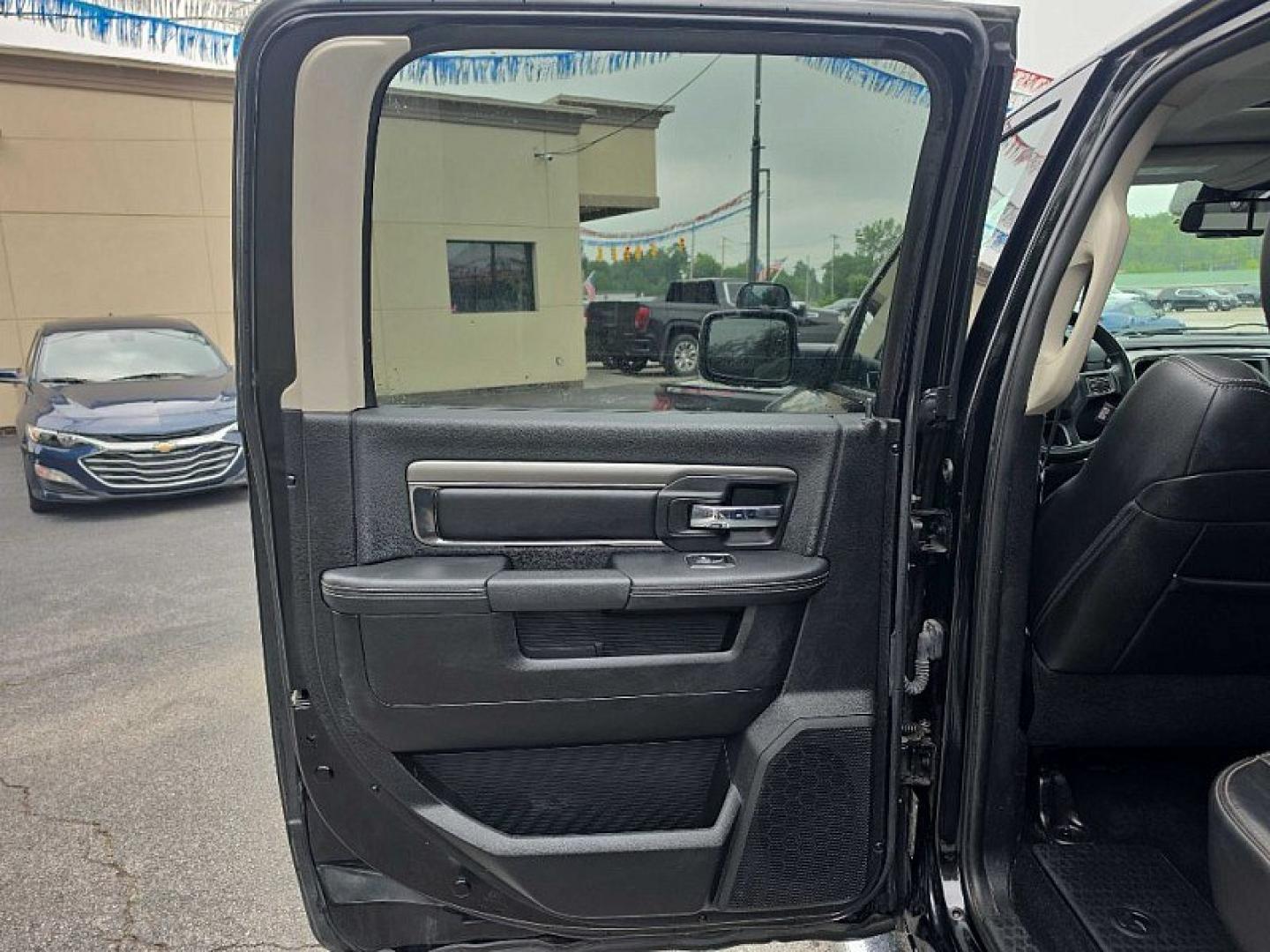 2014 BLACK /BLACK RAM 1500 Sport Crew Cab SWB 4WD (1C6RR7MT2ES) with an 5.7L V8 OHV 16V engine, 6-Speed Automatic transmission, located at 3304 Woodville Road, Northwood, OH, 43619, (419) 210-8019, 41.612694, -83.480743- Photo#11