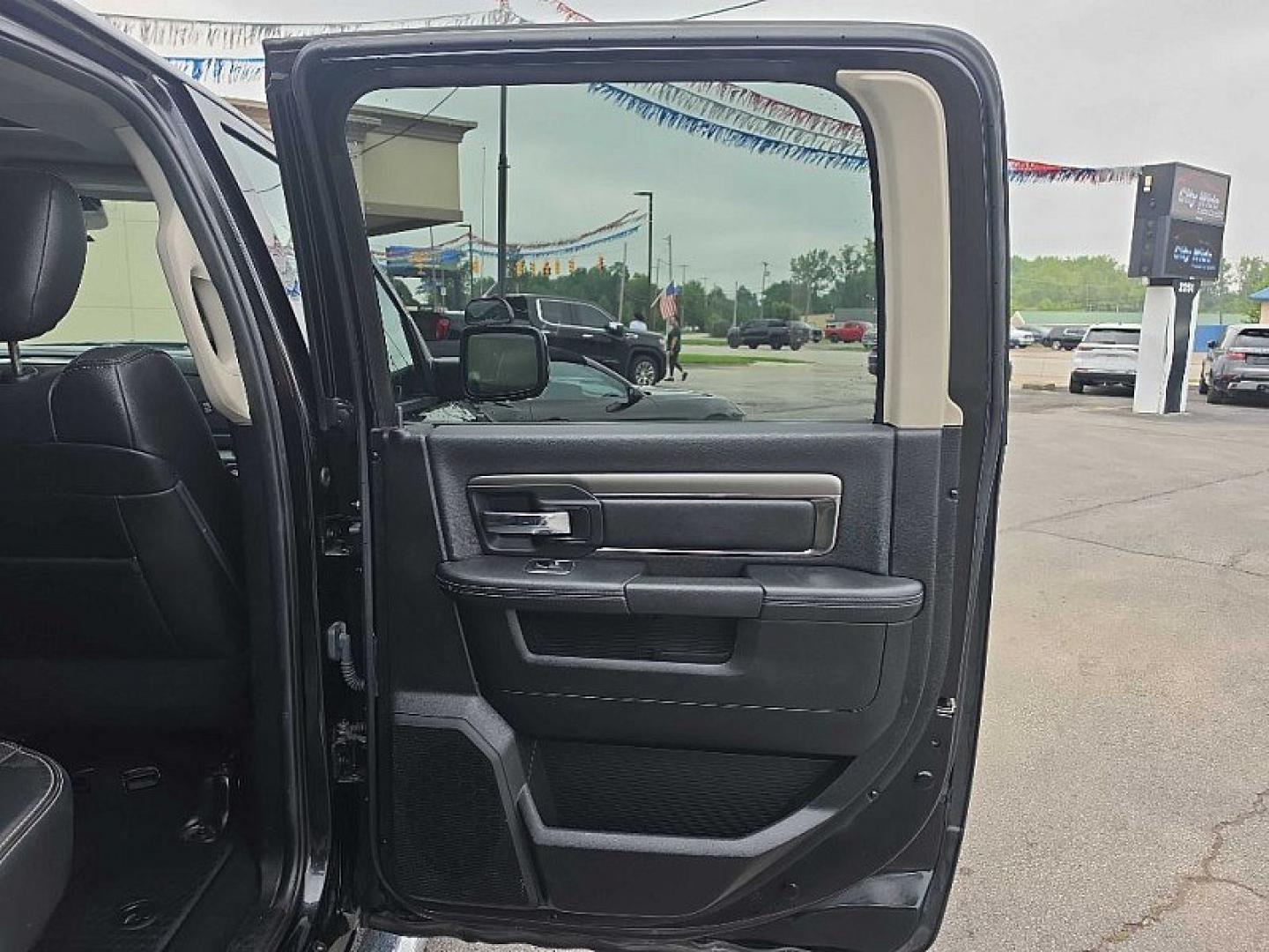 2014 BLACK /BLACK RAM 1500 Sport Crew Cab SWB 4WD (1C6RR7MT2ES) with an 5.7L V8 OHV 16V engine, 6-Speed Automatic transmission, located at 3304 Woodville Road, Northwood, OH, 43619, (419) 210-8019, 41.612694, -83.480743- Photo#13