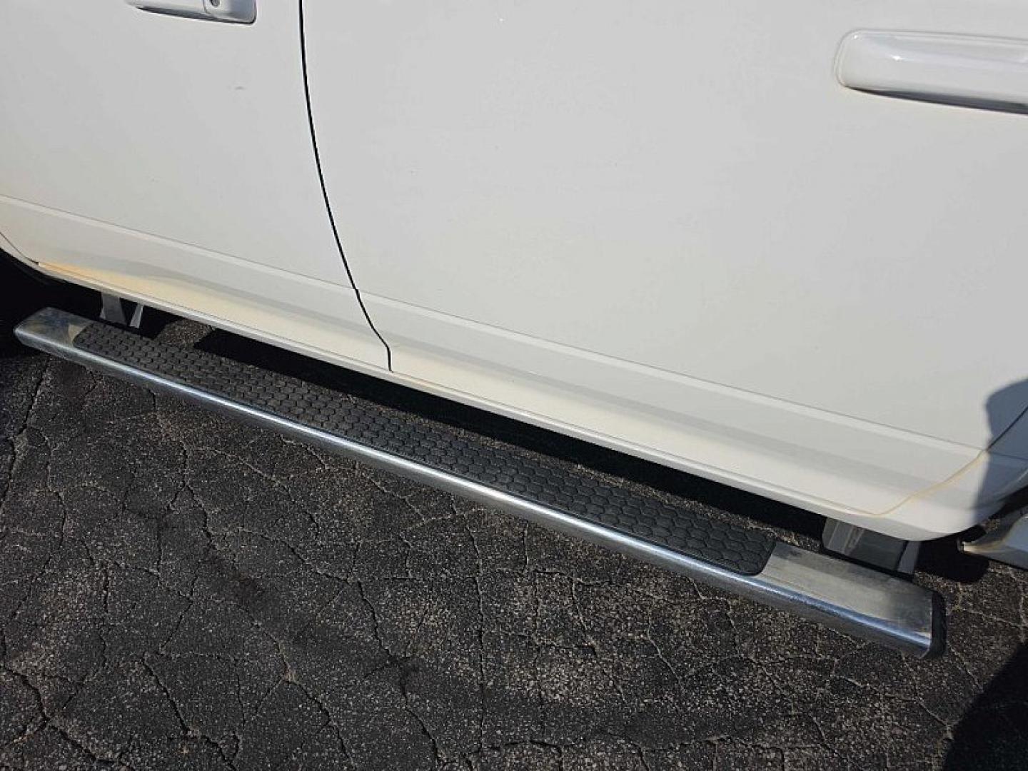 2019 WHITE /GRAY RAM 1500 SLT Crew Cab LWB 4WD (1C6RR7TM0KS) with an 3.0L V6 DOHC 24V DIESEL engine, 8A transmission, located at 3304 Woodville Road, Northwood, OH, 43619, (419) 210-8019, 41.612694, -83.480743 - Your #1 Destination for Auto Loans and mdash;No Matter Your Credit!At our dealership, we believe everyone deserves the opportunity to drive their dream car and mdash;whether you have good credit, bad credit, or no credit at all. With a wide selection of hundreds of cars, trucks, and SUVs, you'll fin- Photo#10