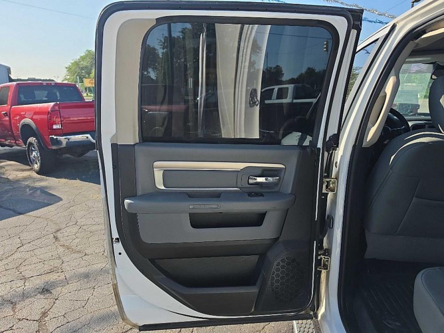 2019 WHITE /GRAY RAM 1500 SLT Crew Cab LWB 4WD (1C6RR7TM0KS) with an 3.0L V6 DOHC 24V DIESEL engine, 8A transmission, located at 3304 Woodville Road, Northwood, OH, 43619, (419) 210-8019, 41.612694, -83.480743 - Your #1 Destination for Auto Loans and mdash;No Matter Your Credit!At our dealership, we believe everyone deserves the opportunity to drive their dream car and mdash;whether you have good credit, bad credit, or no credit at all. With a wide selection of hundreds of cars, trucks, and SUVs, you'll fin- Photo#11
