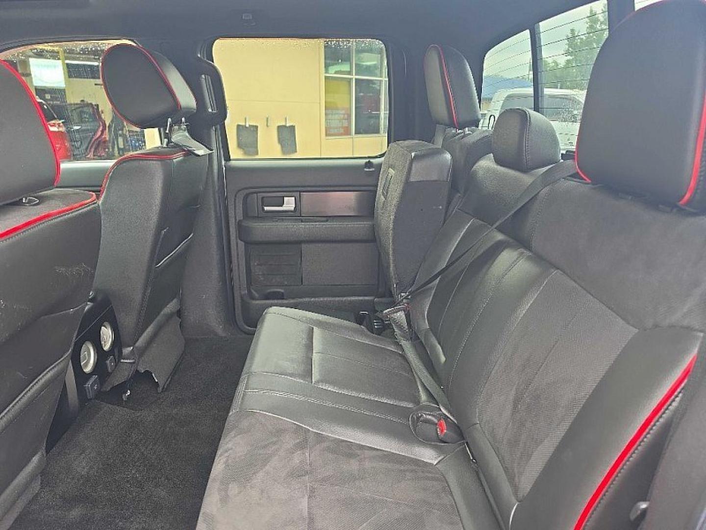 2014 SILVER /BLACK Ford F-150 FX4 SuperCrew 5.5-ft. Bed 4WD (1FTFW1ET3EF) with an 3.5L V6 TURBO engine, 6A transmission, located at 3304 Woodville Road, Northwood, OH, 43619, (419) 210-8019, 41.612694, -83.480743 - Your #1 Destination for Auto Loans and mdash;No Matter Your Credit!At our dealership, we believe everyone deserves the opportunity to drive their dream car and mdash;whether you have good credit, bad credit, or no credit at all. With a wide selection of hundreds of cars, trucks, and SUVs, you'll fin- Photo#11