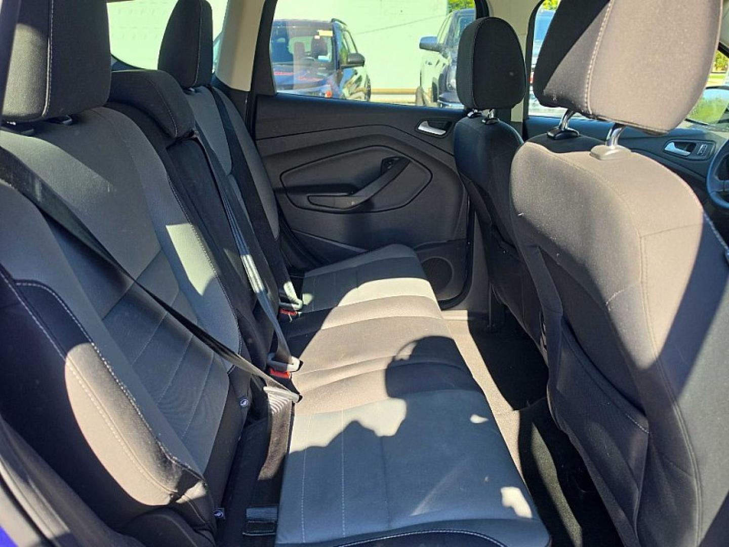 2016 BLUE /BLACK Ford Escape SE 4WD (1FMCU9GX2GU) with an 1.6L L4 DOHC 16V engine, 6A transmission, located at 3304 Woodville Road, Northwood, OH, 43619, (419) 210-8019, 41.612694, -83.480743 - Your #1 Destination for Auto Loans and mdash;No Matter Your Credit!At our dealership, we believe everyone deserves the opportunity to drive their dream car and mdash;whether you have good credit, bad credit, or no credit at all. With a wide selection of hundreds of cars, trucks, and SUVs, you'll fin- Photo#14