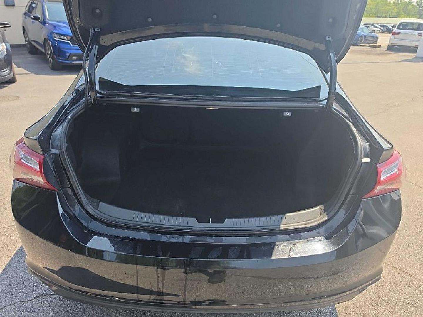 2019 BLACK /BLACK Chevrolet Malibu LT (1G1ZD5ST2KF) with an 1.5L L4 DOHC 16V engine, 6A transmission, located at 3304 Woodville Road, Northwood, OH, 43619, (419) 210-8019, 41.612694, -83.480743 - Your #1 Destination for Auto Loans and mdash;No Matter Your Credit!At our dealership, we believe everyone deserves the opportunity to drive their dream car and mdash;whether you have good credit, bad credit, or no credit at all. With a wide selection of hundreds of cars, trucks, and SUVs, you'll fin- Photo#12