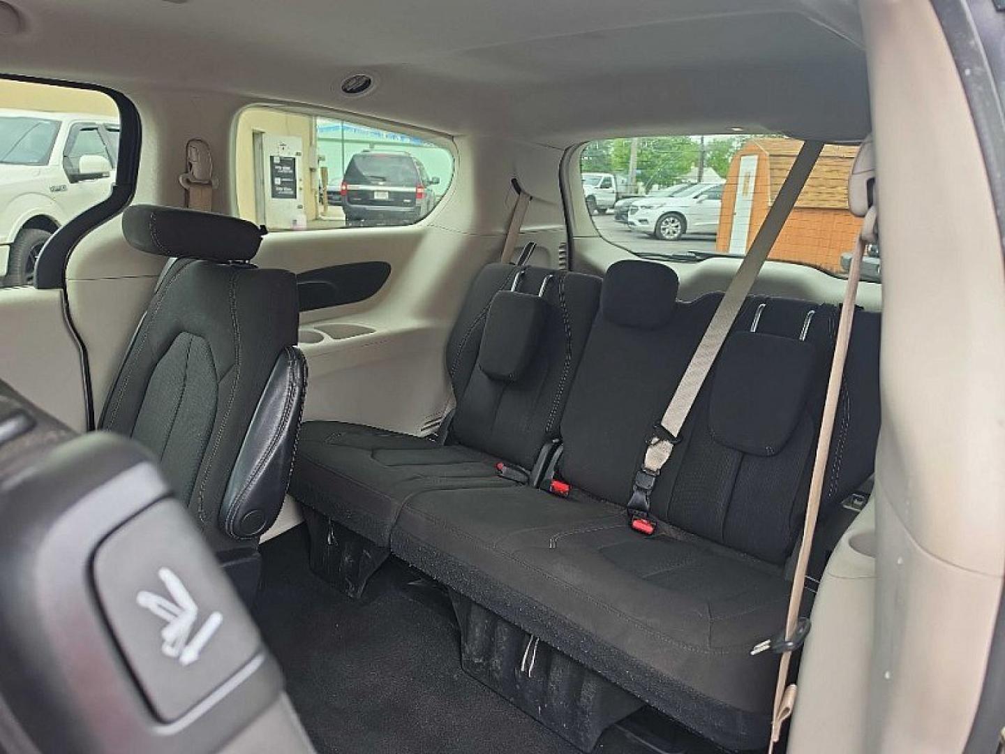 2022 GRAY /BLACK Chrysler Voyager LX (2C4RC1CG0NR) with an 3.6L V6 DOHC 24V engine, 9A transmission, located at 3304 Woodville Road, Northwood, OH, 43619, (419) 210-8019, 41.612694, -83.480743 - Your #1 Destination for Auto Loans and mdash;No Matter Your Credit!At our dealership, we believe everyone deserves the opportunity to drive their dream car and mdash;whether you have good credit, bad credit, or no credit at all. With a wide selection of hundreds of cars, trucks, and SUVs, you'll fin- Photo#58