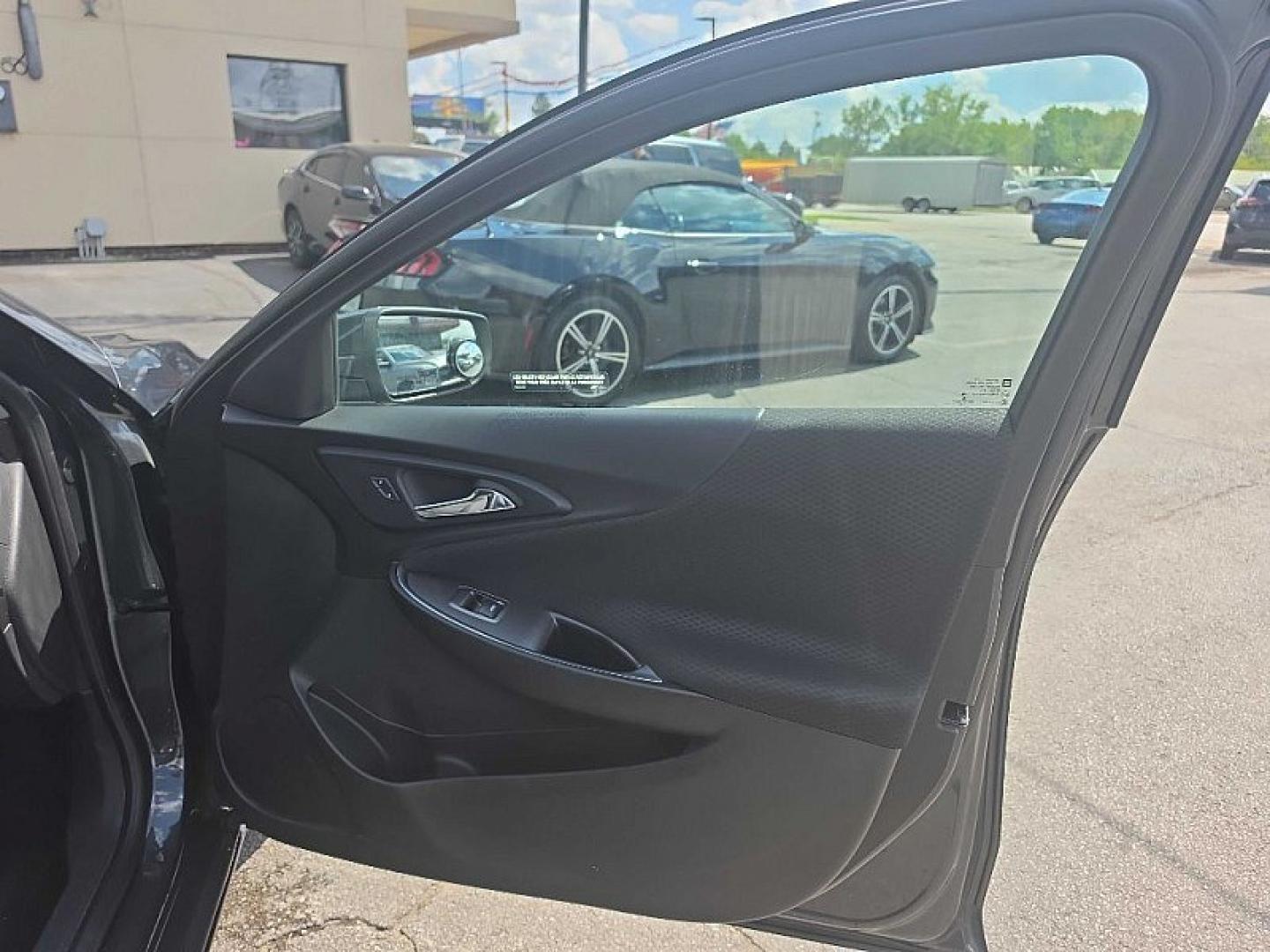 2017 GRAY Chevrolet Malibu 1LT (1G1ZE5STXHF) with an 1.5L L4 DOHC 16V engine, 6A transmission, located at 3304 Woodville Road, Northwood, OH, 43619, (419) 210-8019, 41.612694, -83.480743 - Your #1 Destination for Auto Loans and mdash;No Matter Your Credit!At our dealership, we believe everyone deserves the opportunity to drive their dream car and mdash;whether you have good credit, bad credit, or no credit at all. With a wide selection of hundreds of cars, trucks, and SUVs, you'll fin- Photo#15