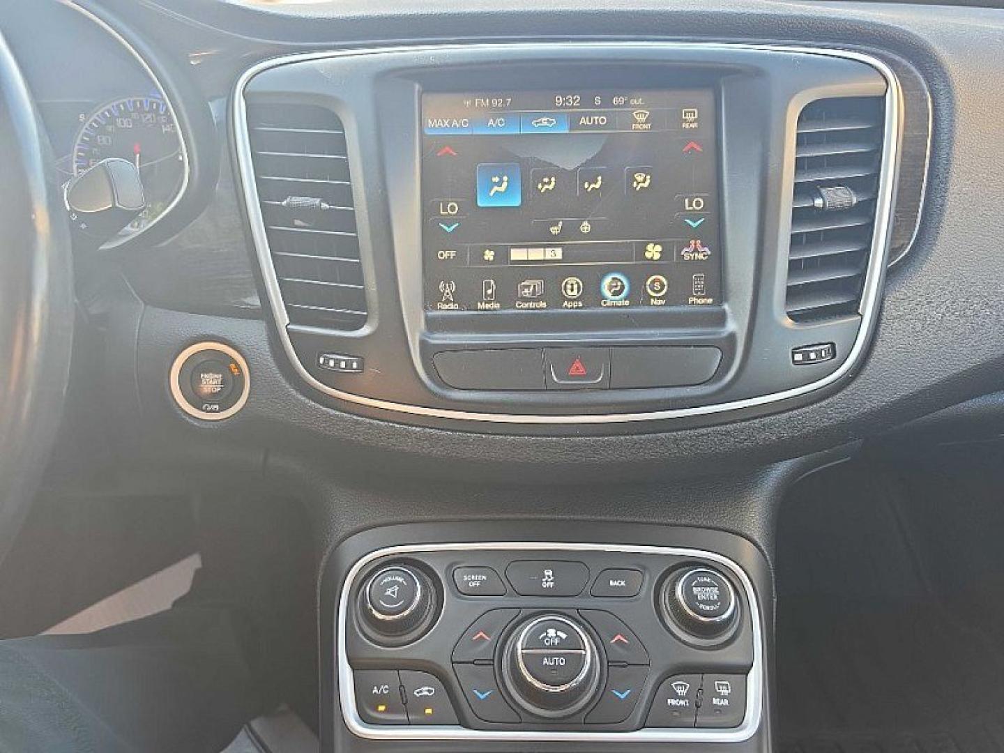 2016 WHITE /BLACK Chrysler 200 C (1C3CCCCG9GN) with an 3.6L V6 DOHC 24V FFV engine, 9A transmission, located at 3304 Woodville Road, Northwood, OH, 43619, (419) 210-8019, 41.612694, -83.480743 - Your #1 Destination for Auto Loans and mdash;No Matter Your Credit!At our dealership, we believe everyone deserves the opportunity to drive their dream car and mdash;whether you have good credit, bad credit, or no credit at all. With a wide selection of hundreds of cars, trucks, and SUVs, you'll fin- Photo#20