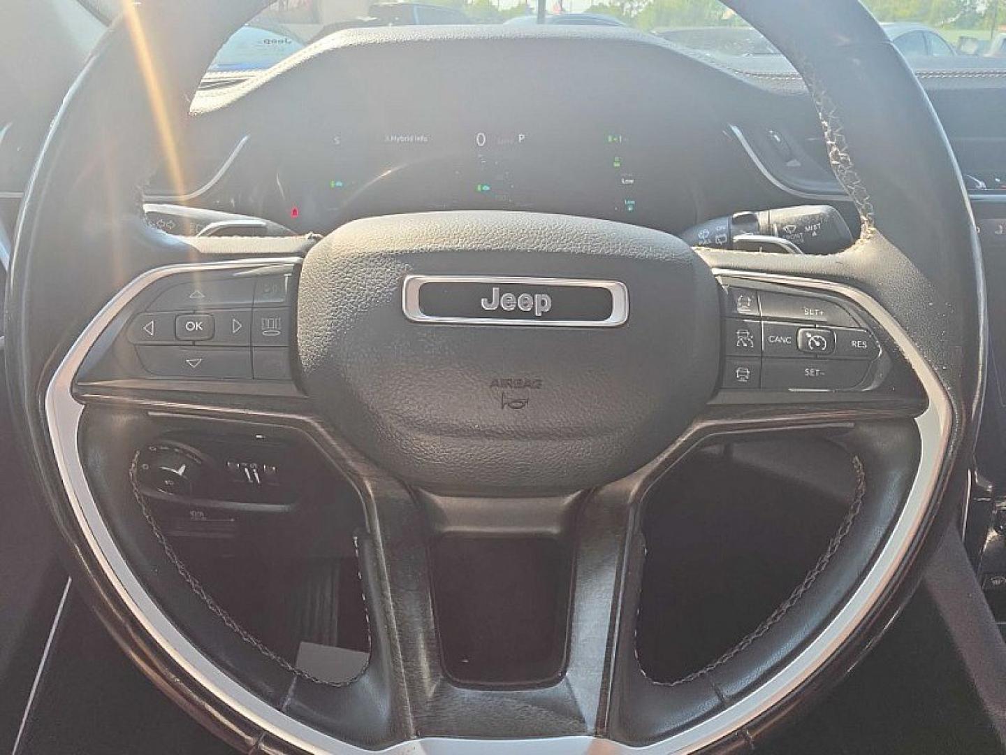 2023 GRAY /BLACK Jeep Grand Cherokee 4xe Limited (1C4RJYB62PC) with an 2.0L L4 DOHC 16V HYBRID engine, 8A transmission, located at 3304 Woodville Road, Northwood, OH, 43619, (419) 210-8019, 41.612694, -83.480743 - Your #1 Destination for Auto Loans and mdash;No Matter Your Credit!At our dealership, we believe everyone deserves the opportunity to drive their dream car and mdash;whether you have good credit, bad credit, or no credit at all. With a wide selection of hundreds of cars, trucks, and SUVs, you'll fin- Photo#19